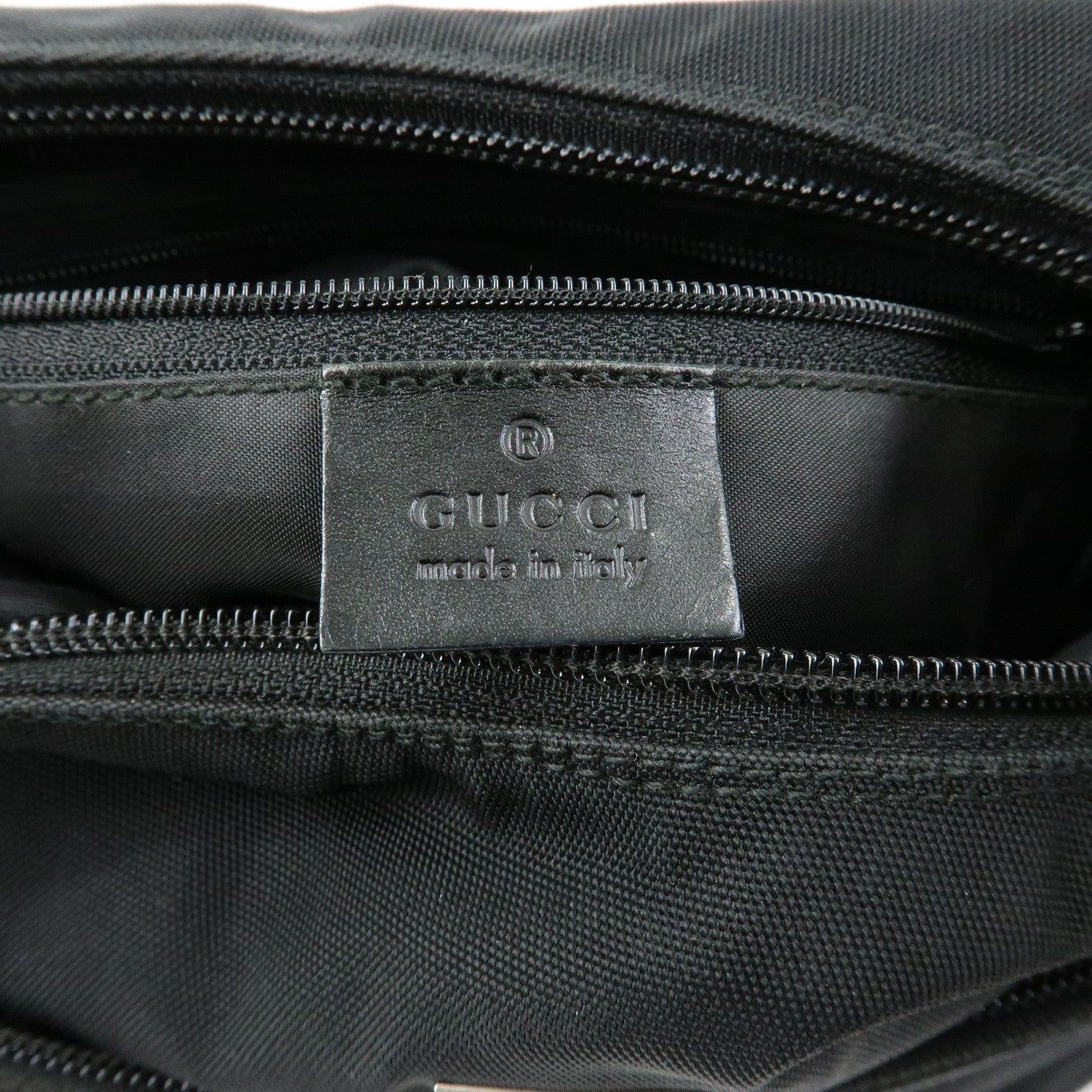 GUCCI Logo Nylon Leather Shoulder Bag Black 001・3386
