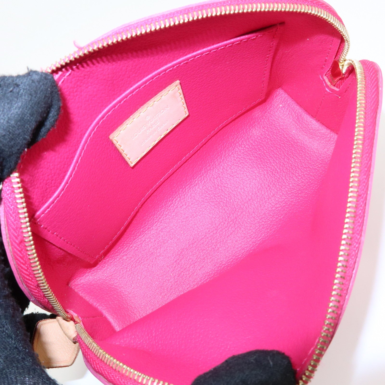 Louis Vuitton Monogram Vernis Archipel Ikat Flower Pouch M90045