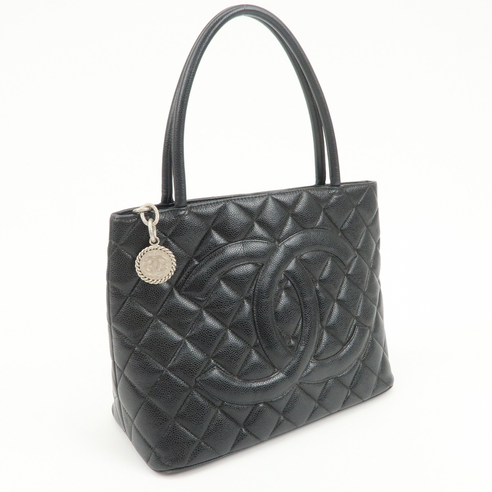 CHANEL Matelasse Caviarskin Medallion Tote Bag Hand Bag A01804