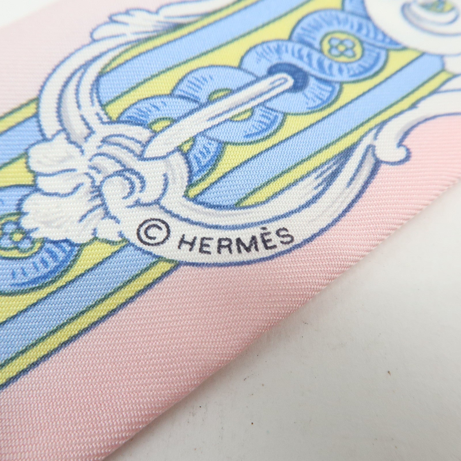 HERMES Silk 100% Twilly BRIDE DE COUR Pink Light Blue