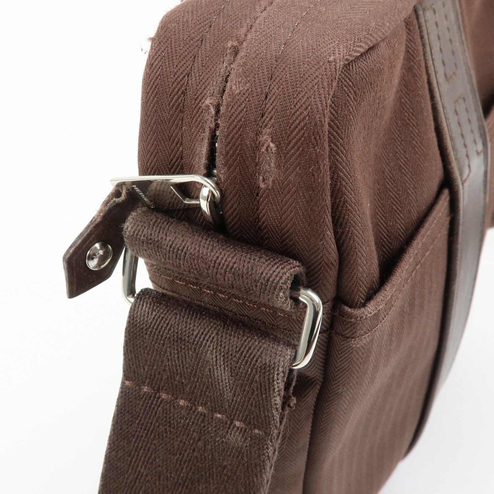 HERMES Toile Chevron Pochette Bandouliere PM Shoulder Bag Brown