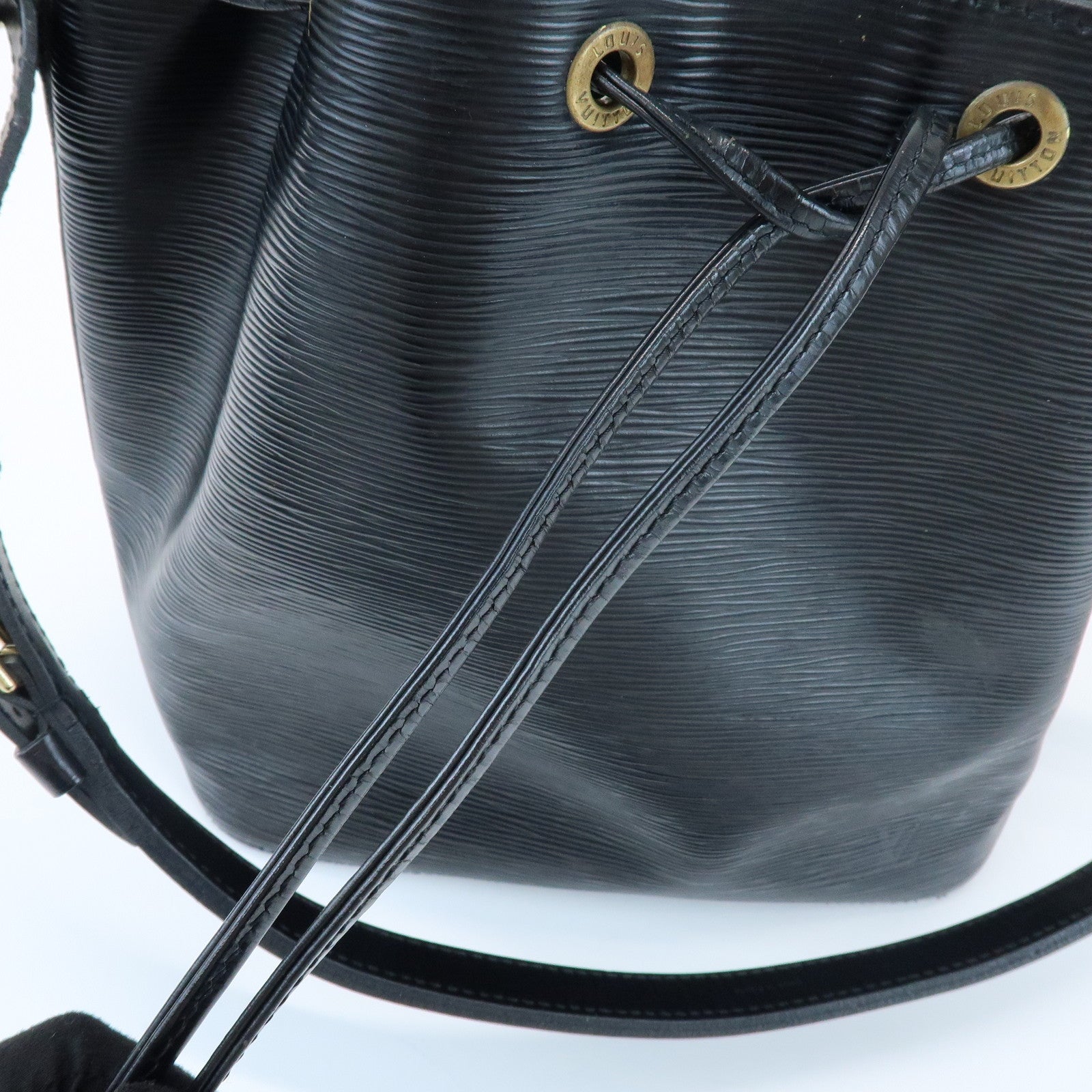 Louis Vuitton Epi Petit Noe Shoulder Bag Noir Black M59012