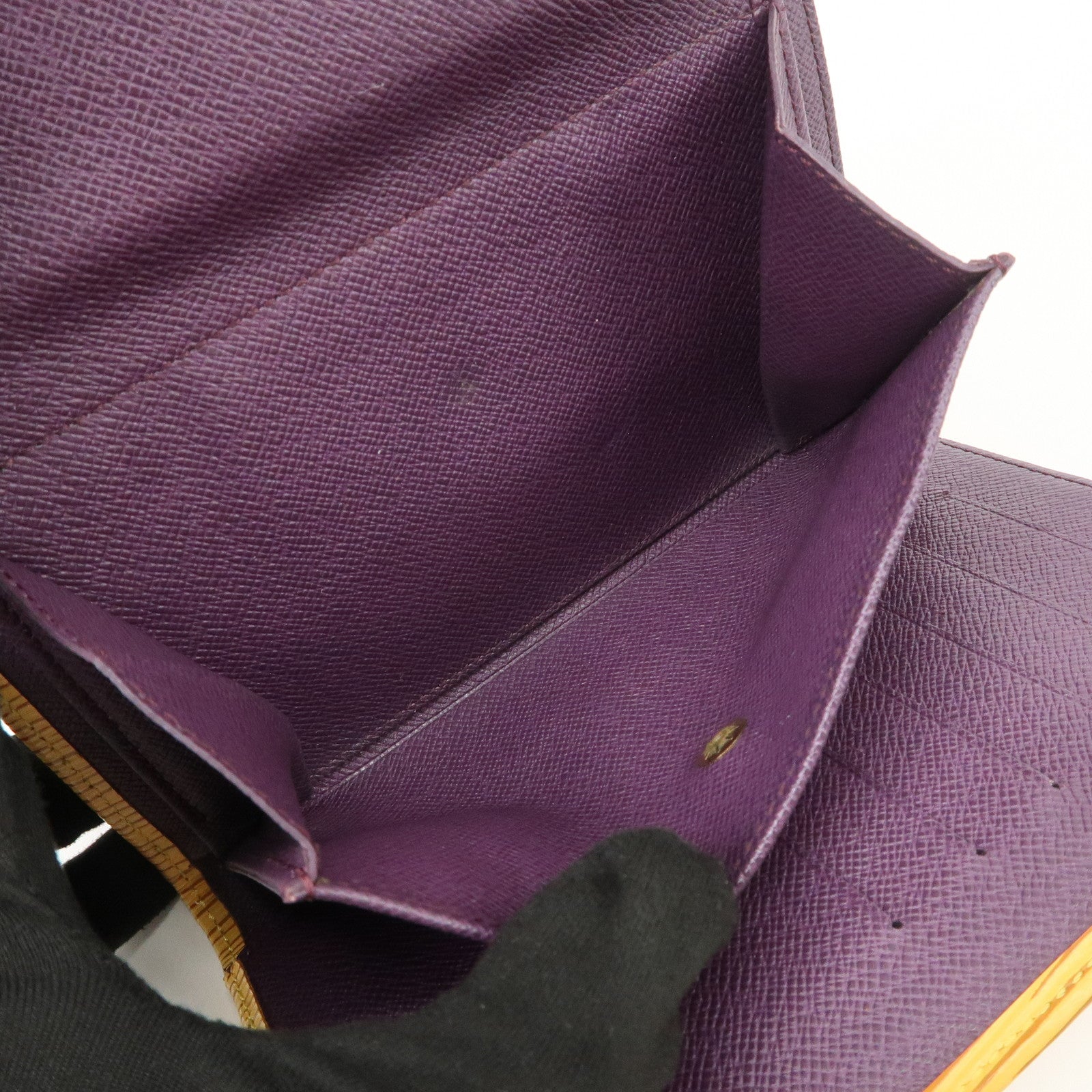 Louis Vuitton Epi leather Porte Tresor Etui Papier Wallet M63719