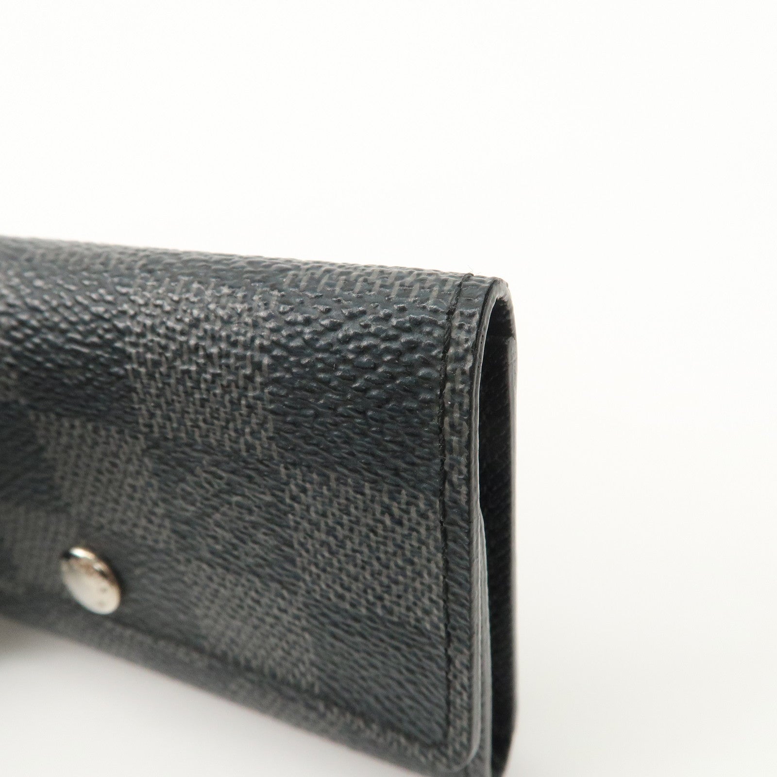 Louis Vuitton Damier Graphite Multicle 6 Key Case Gray N62662 Used