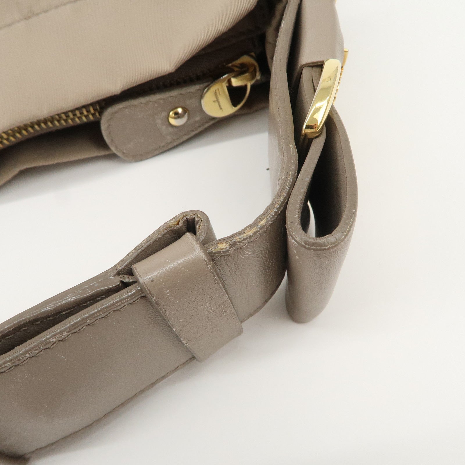 Ferragamo Vara Ribbon Nylon Leather Shoulder Bag Hand Bag Gray