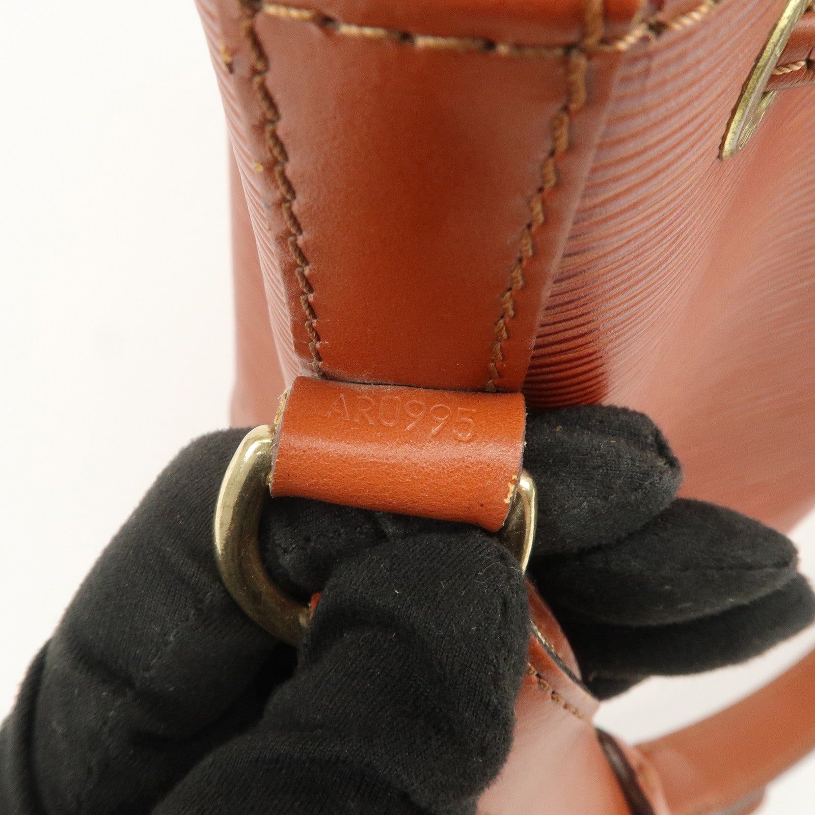 Louis Vuitton Epi Petit Noe Shoulder Bag Kenya Brown M44103