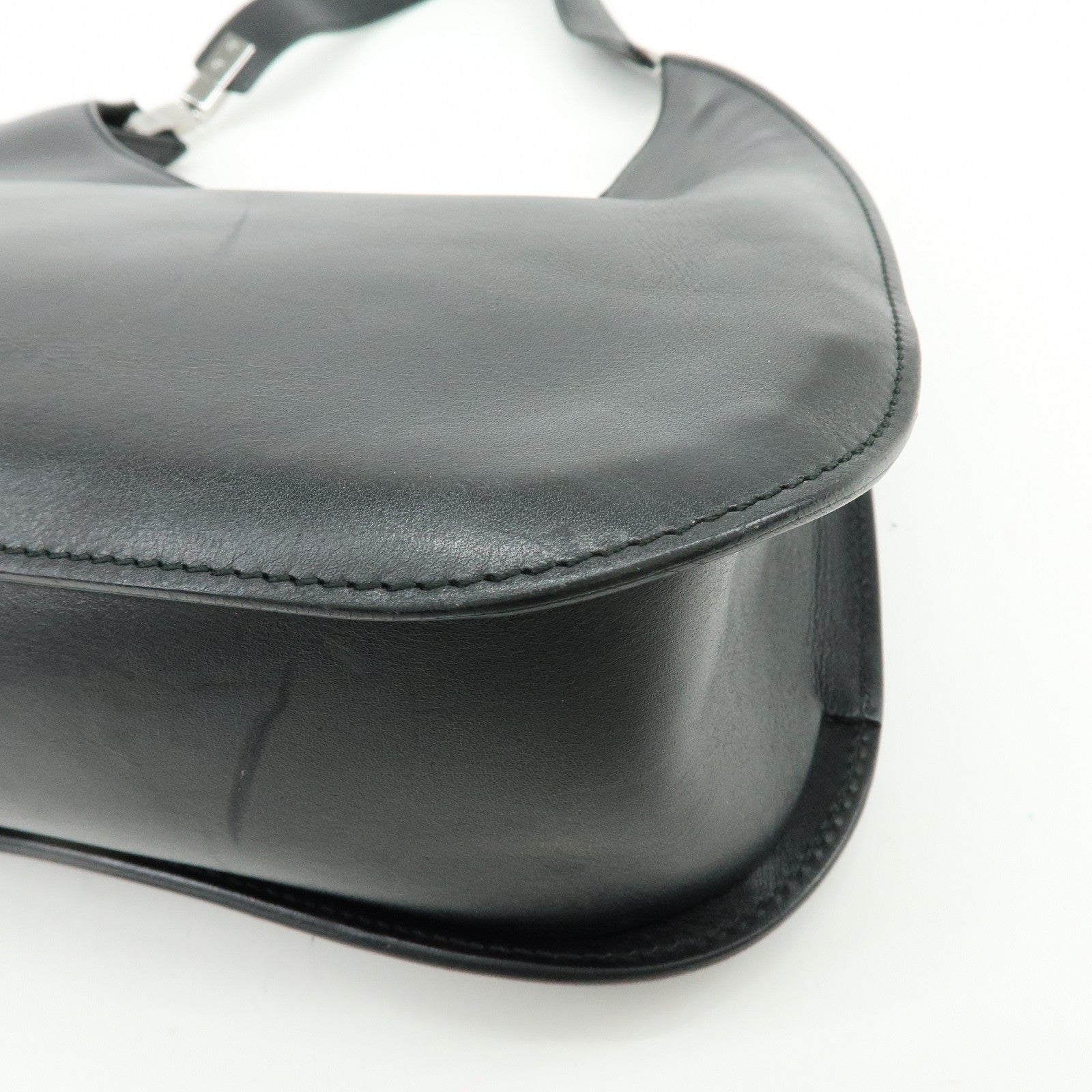 GUCCI Logo Leather Shoulder Bag Hand Bag Black 001・3767