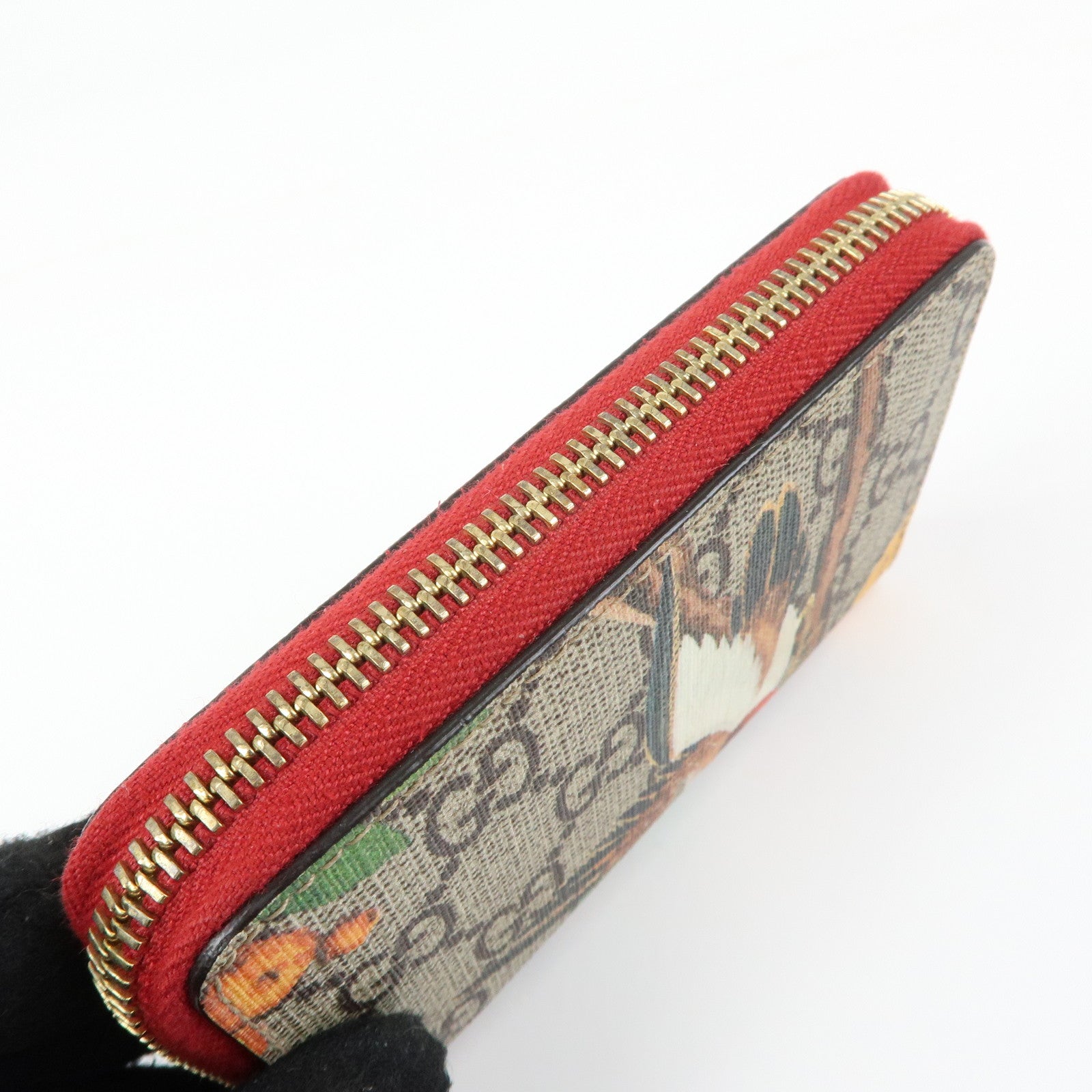 GUCCI Tian GG Supreme Leather Zippy Around Card Case Beige 424897