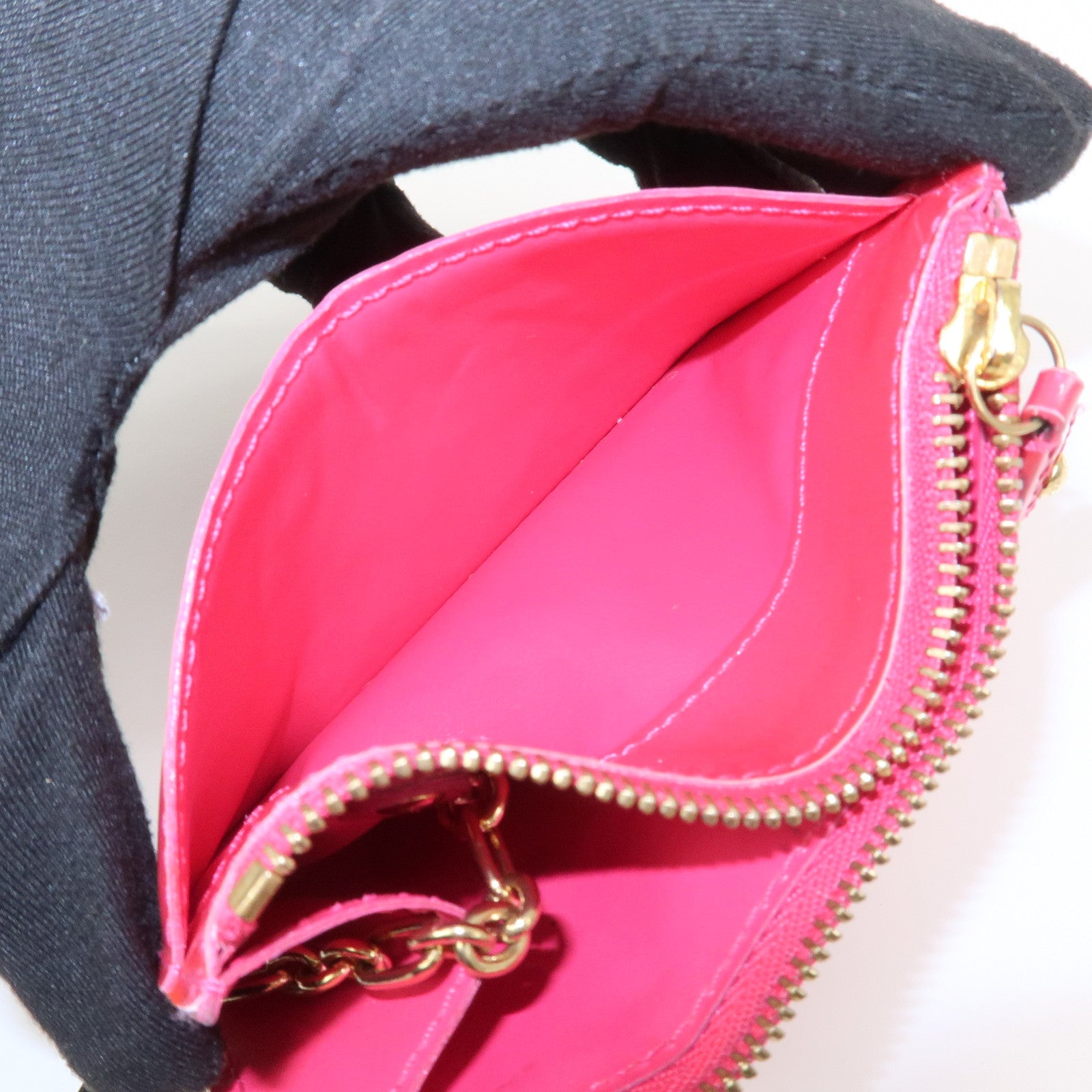 Louis Vuitton Monogram Vernis Leather Pochette Cles NM Pink M93637