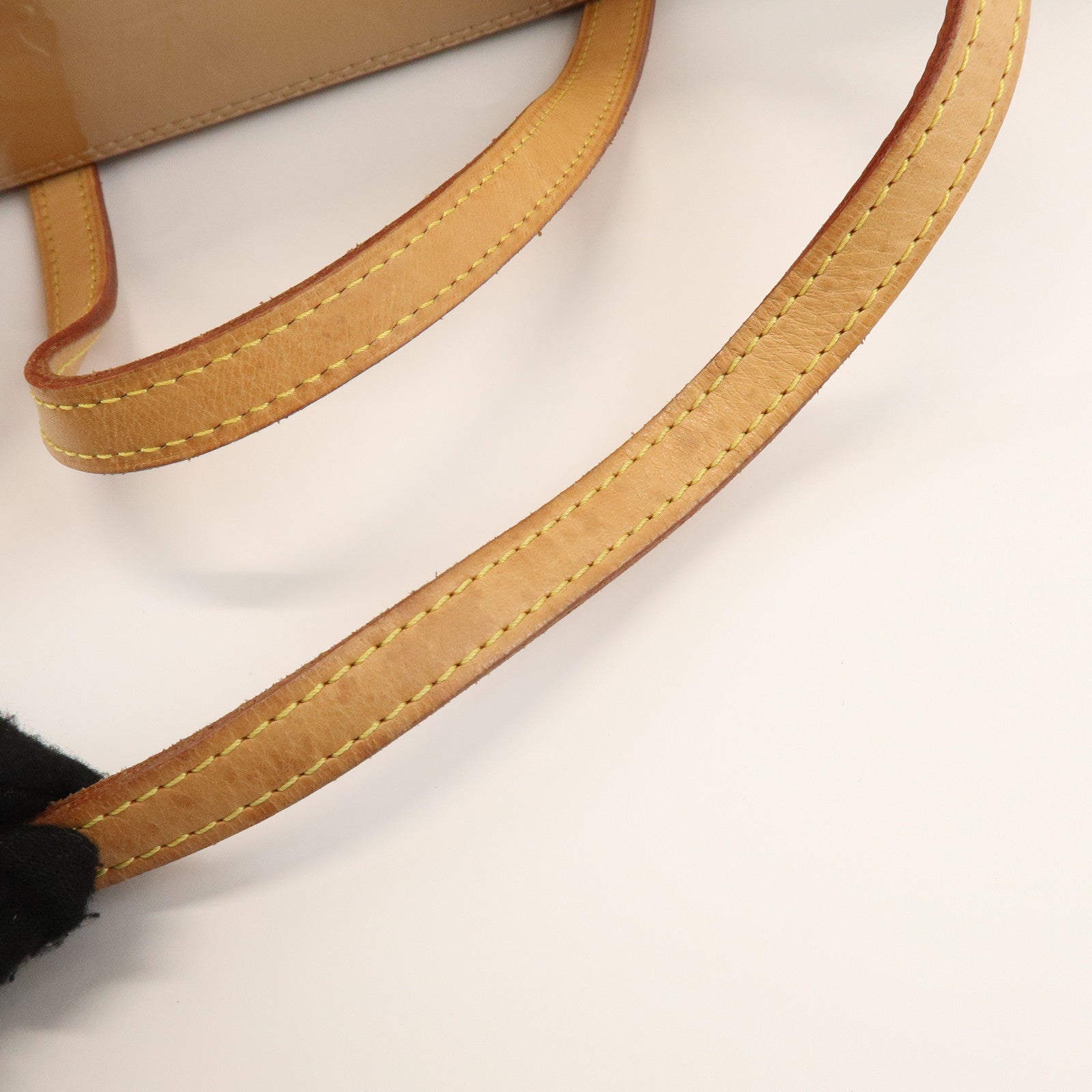 Louis Vuitton Monogram Vernis Bedford Hand Bag Noisette M91329