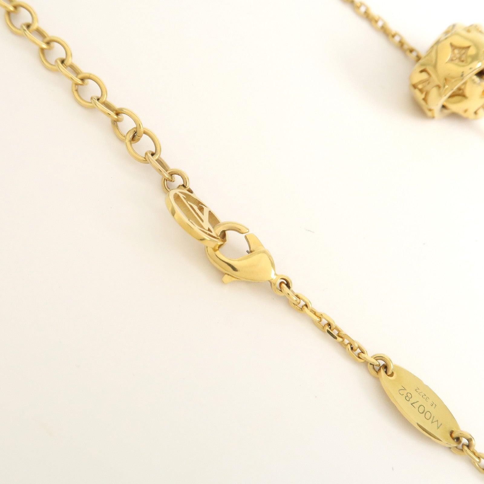 Louis Vuitton Collier Pillow Nanogram Metal Gold Necklace M00782