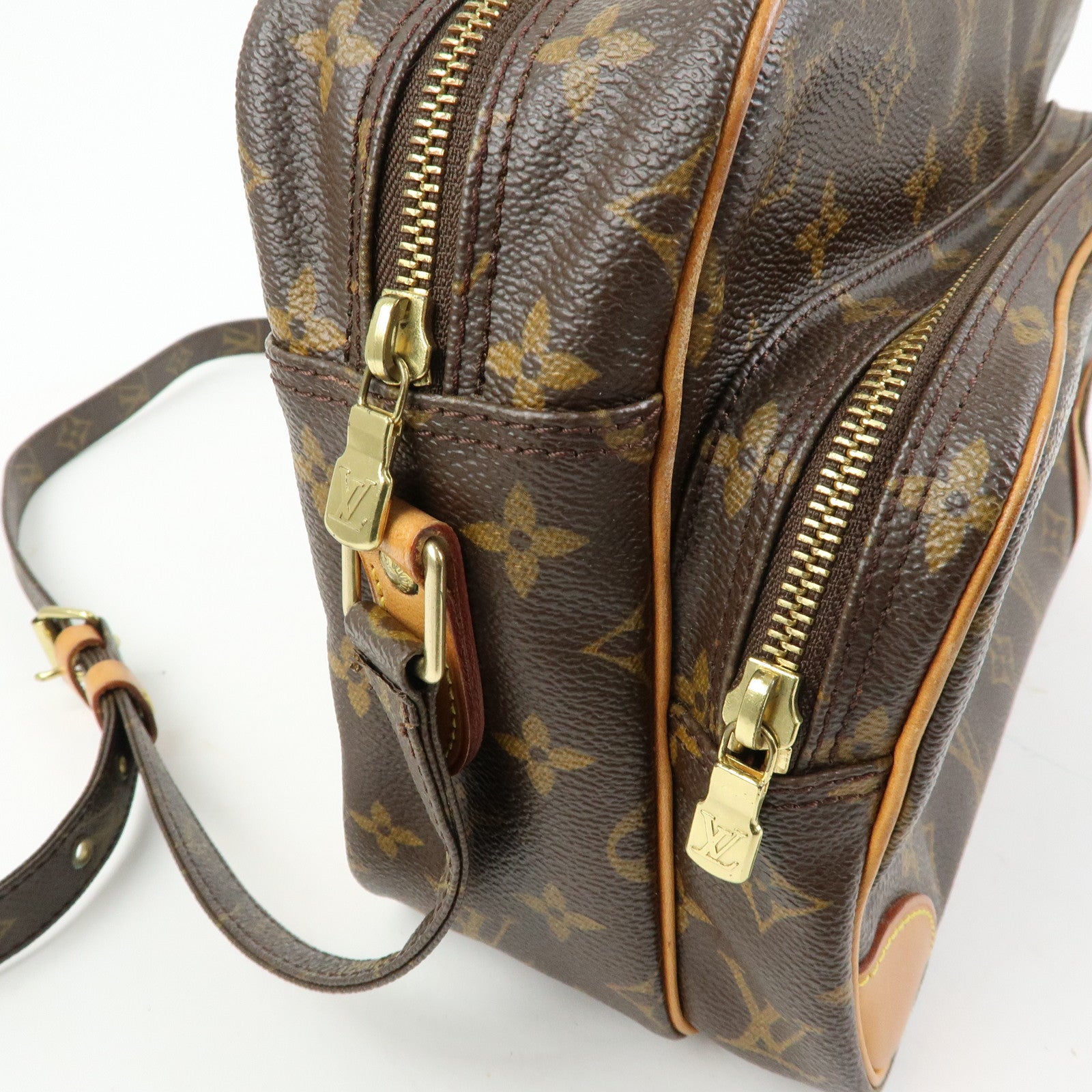 Louis Vuitton Monogram Nile Shoulder Bag Crossbody Bag M45244