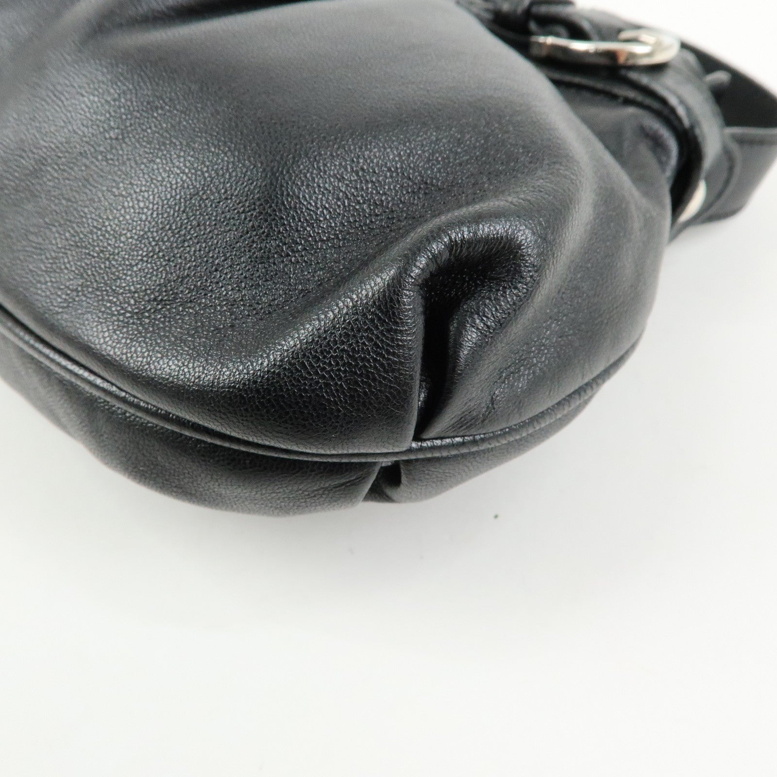 Ferragamo Gancini Leather Shoulder Bag Hand Bag Black