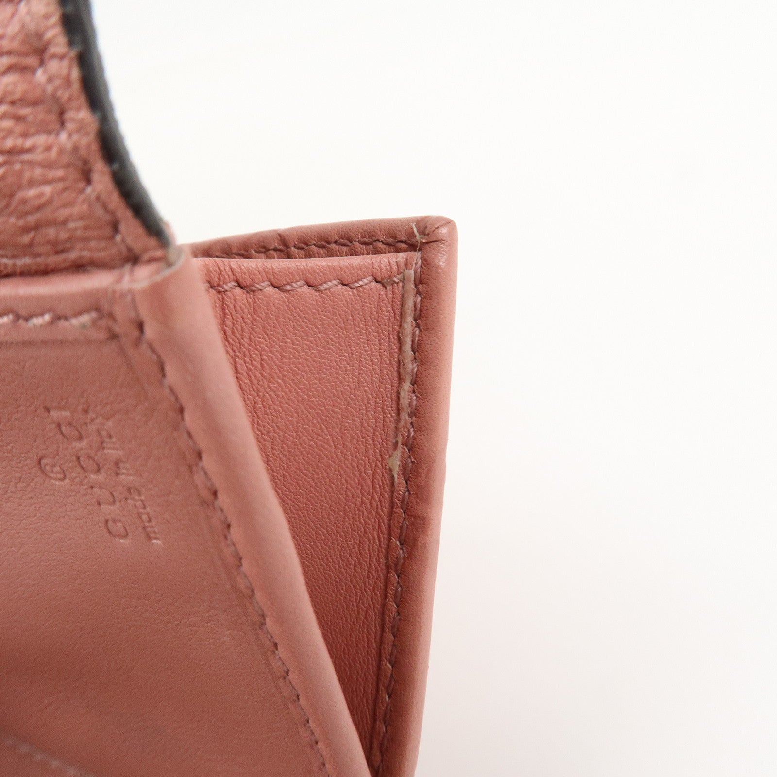 GUCCI Guccissima Leather Heart W Hook Bi-fold Wallet Pink 203550