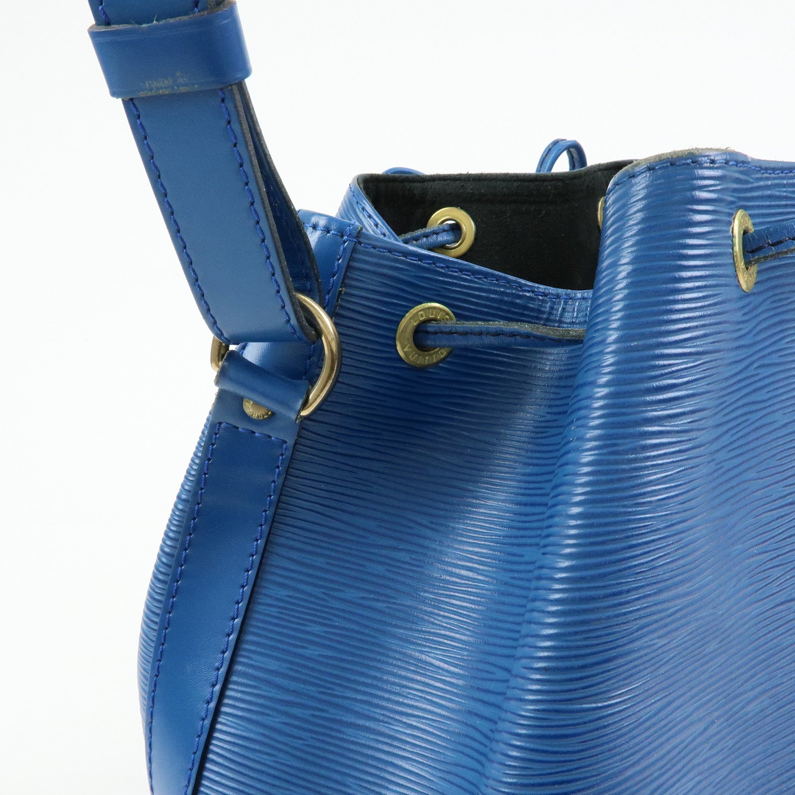 Louis Vuitton Epi Leather Petit Noe Shoulder Bag Toledo Blue M44105