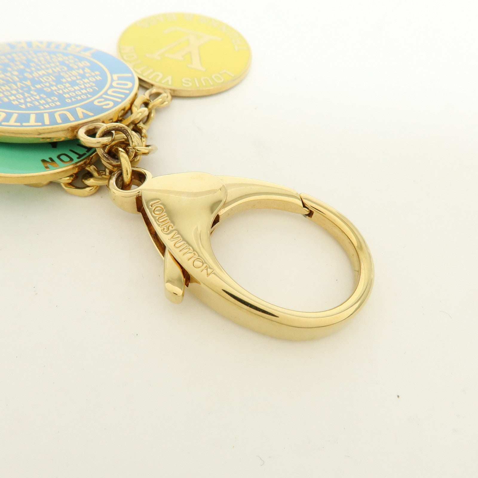 Louis Vuitton Portefeuille Chaine Glove Metal Key Charm M65729