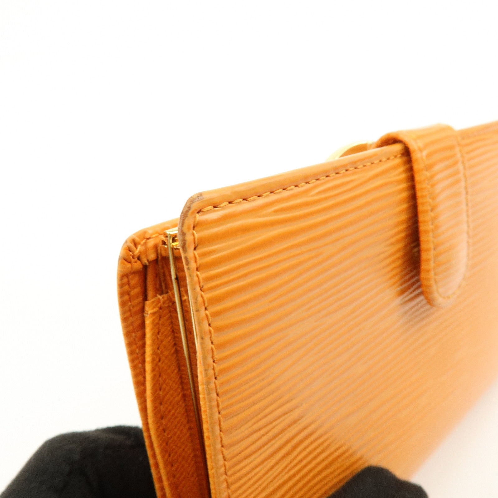 Louis Vuitton Epi Porte Monnaie Viennois Bi-Fold Wallet M6324H