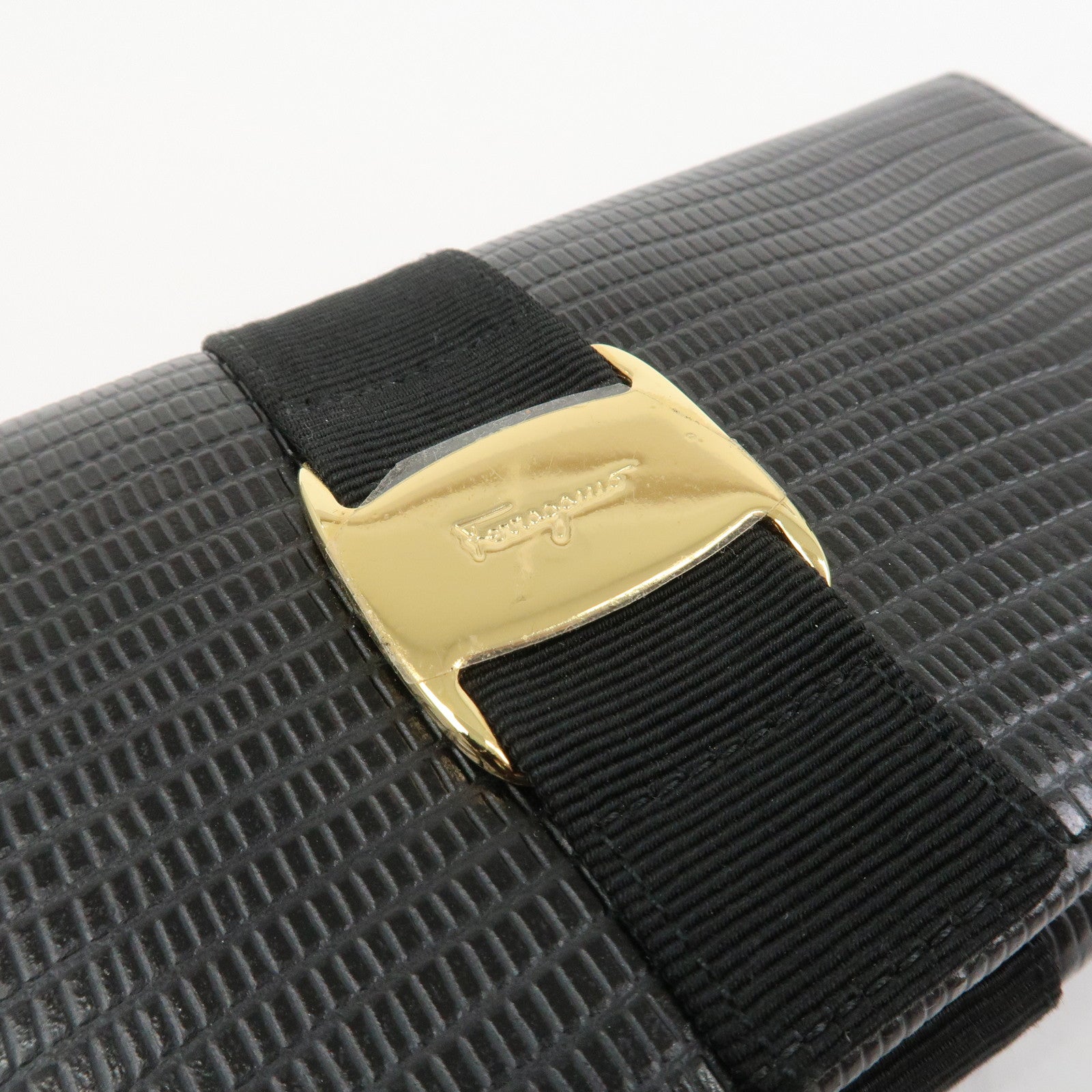 Ferragamo Set of 2 wallet Gancini Vara Emboss Leather Black Pink