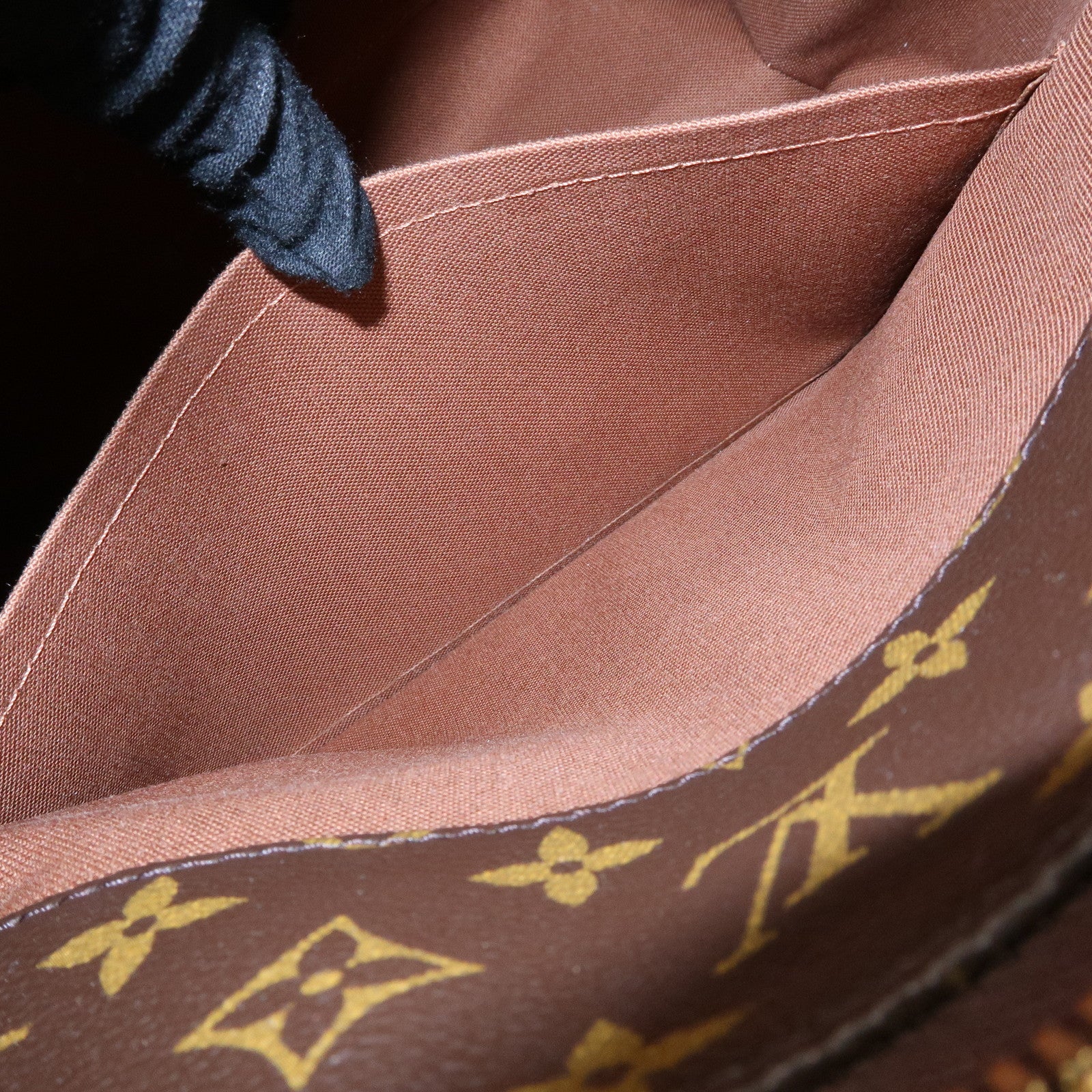 Louis Vuitton Monogram Shuri PM Shoulder Bag Hand Bag Brown M40586