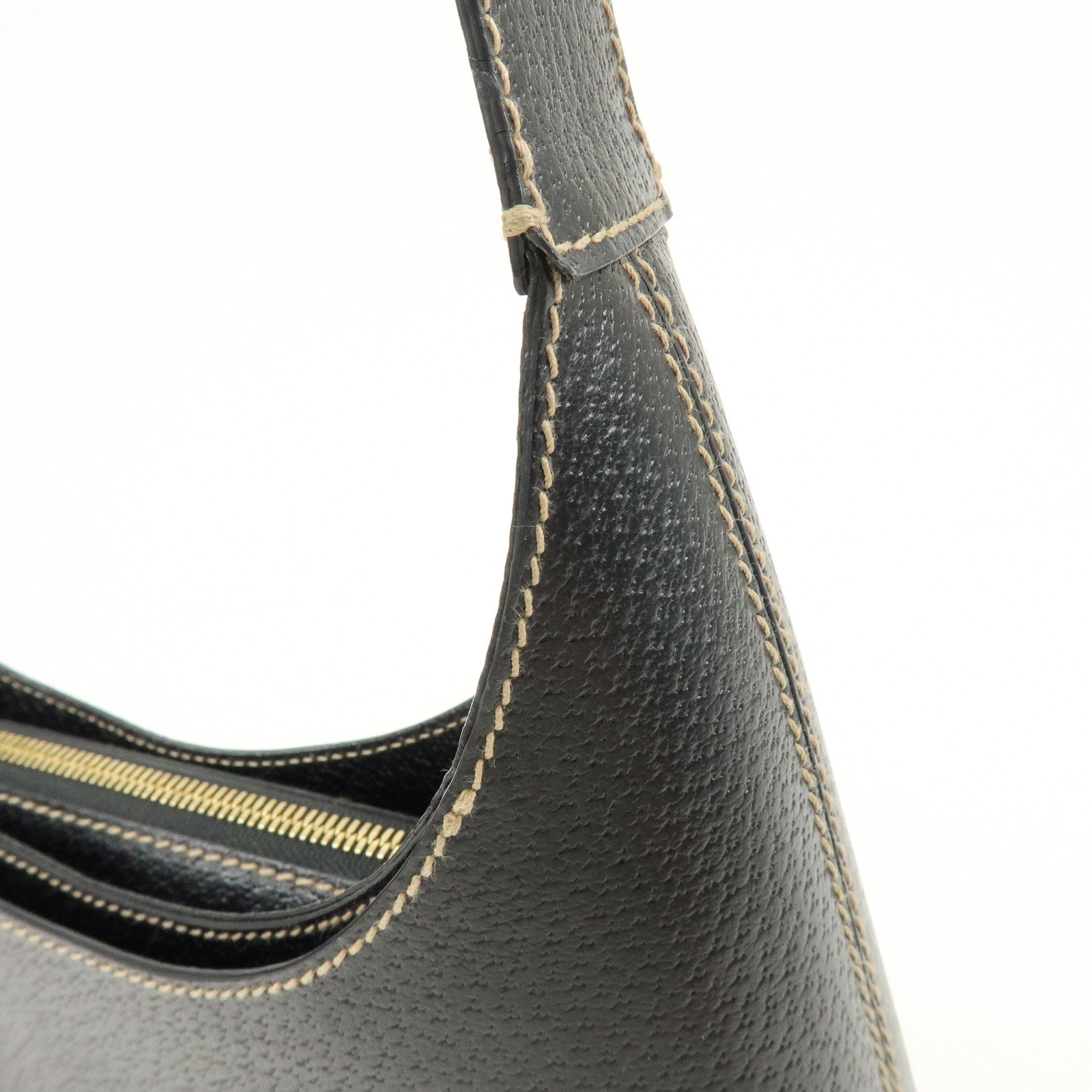 Ferragamo Gancini Leather Shoulder Bag Hand Bag Black