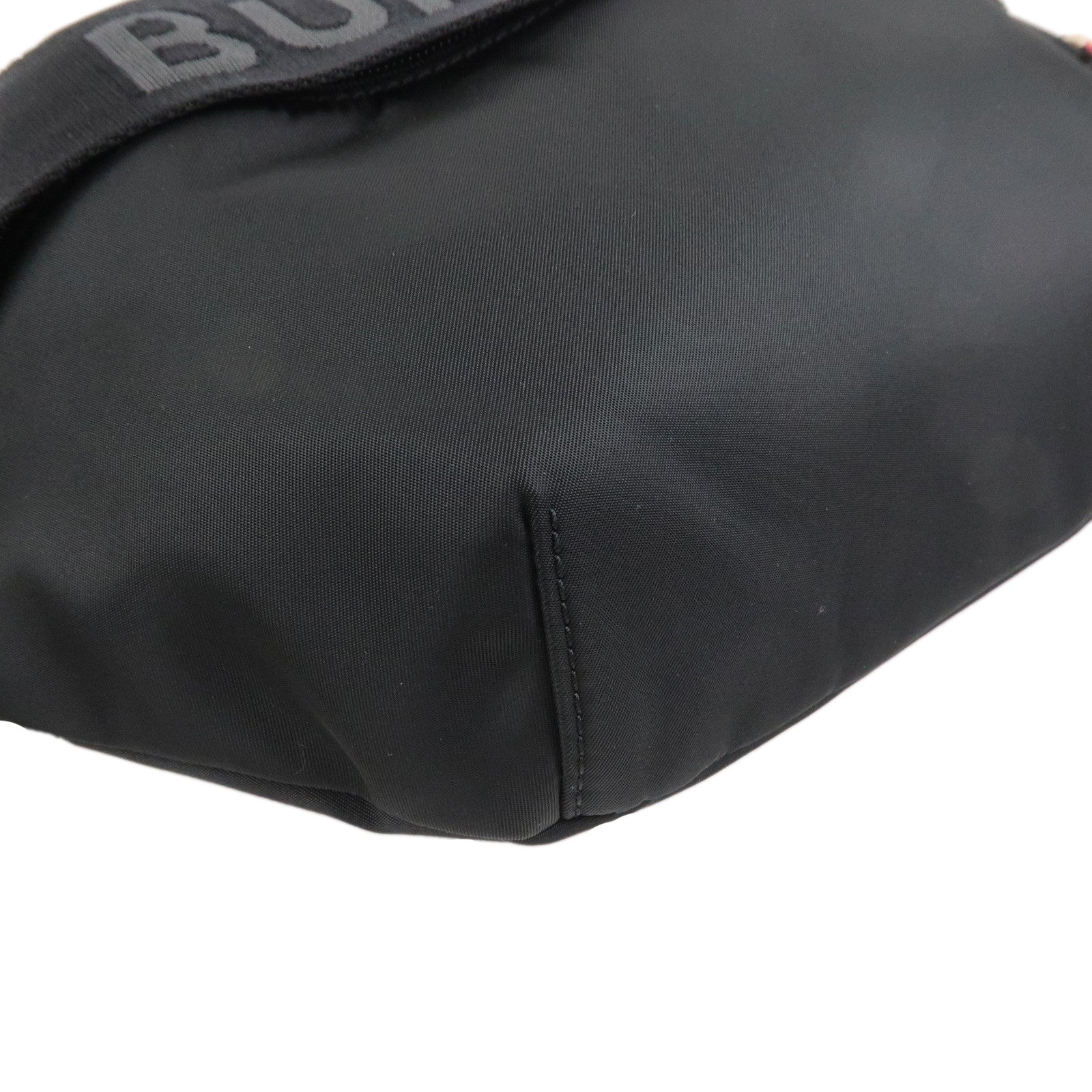 BURBERRY Nylon Leather Waist Bag Crossbody Bag Black
