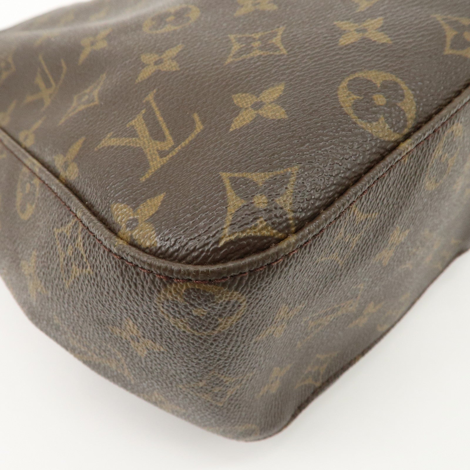 Louis Vuitton Monogram Looping GM Shoulder Bag M51145