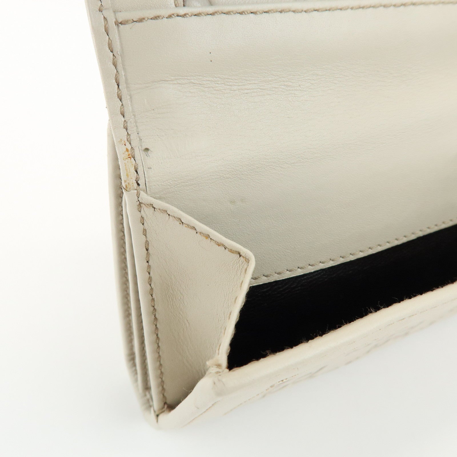 GUCCI Guccissima Leather Long Wallet Ivory Gold 146199