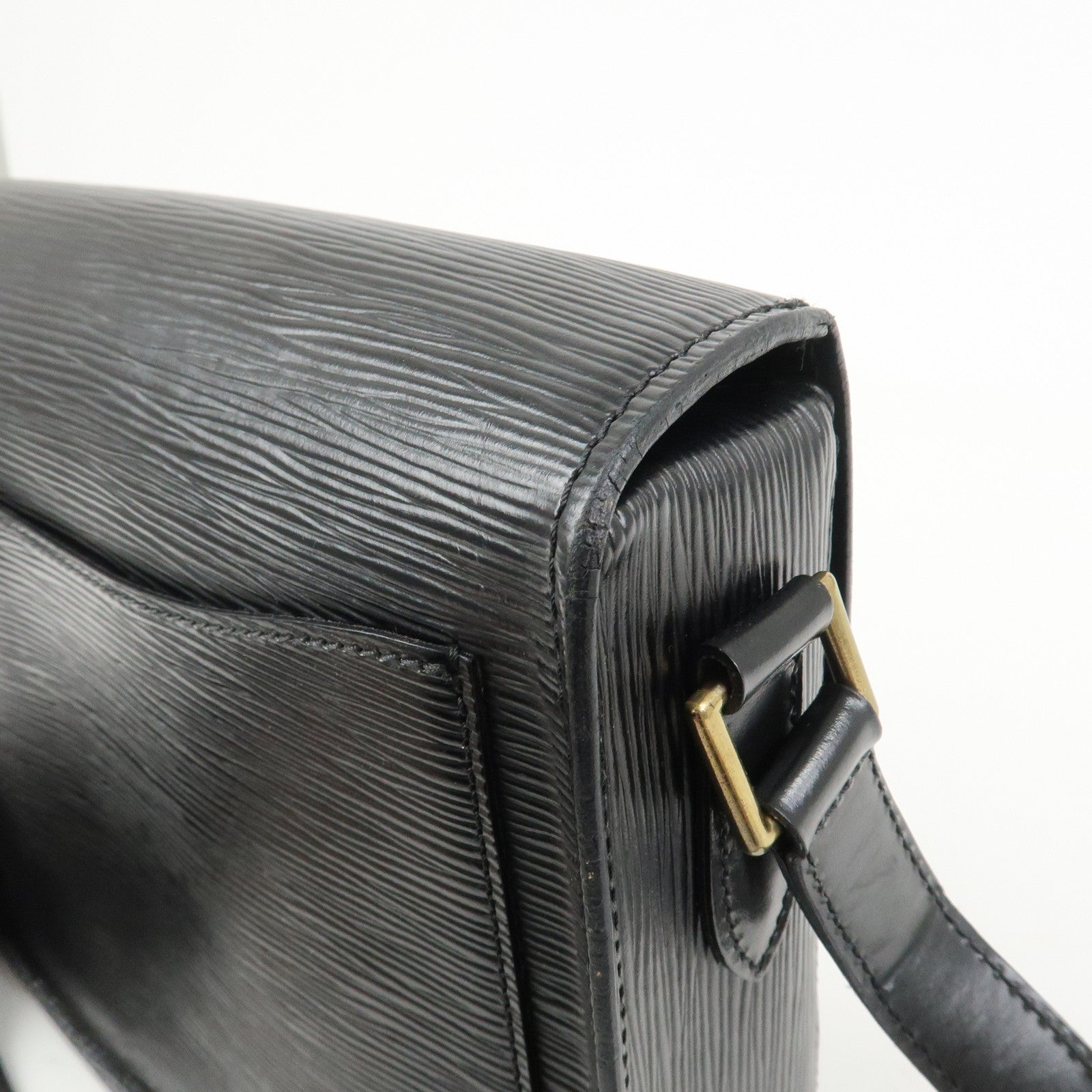 Louis Vuitton Epi Saint Cloud Shoulder Bag Black Noir M52192