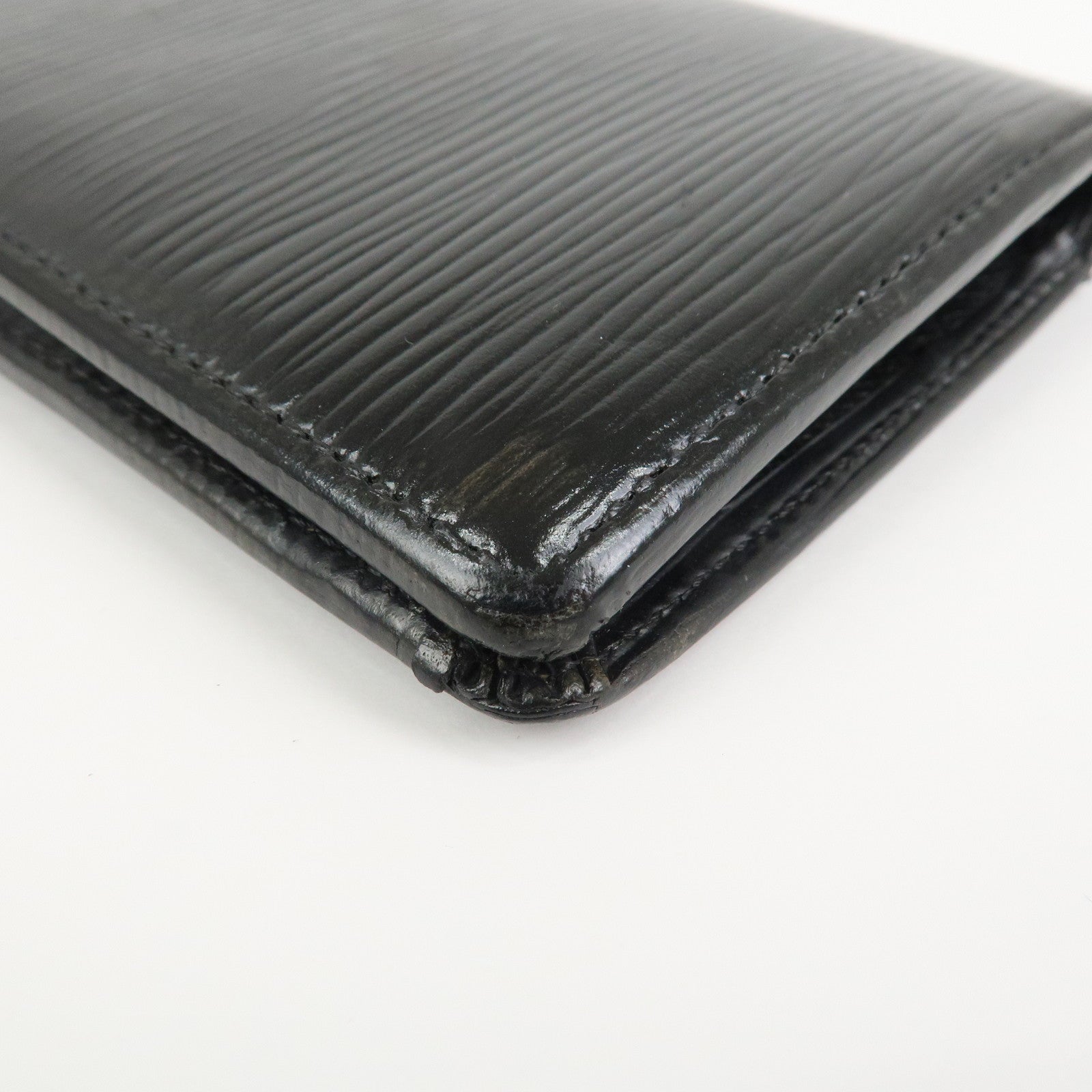 Louis Vuitton Epi Leather Portefeuille Brazza Wallet Noir M66542