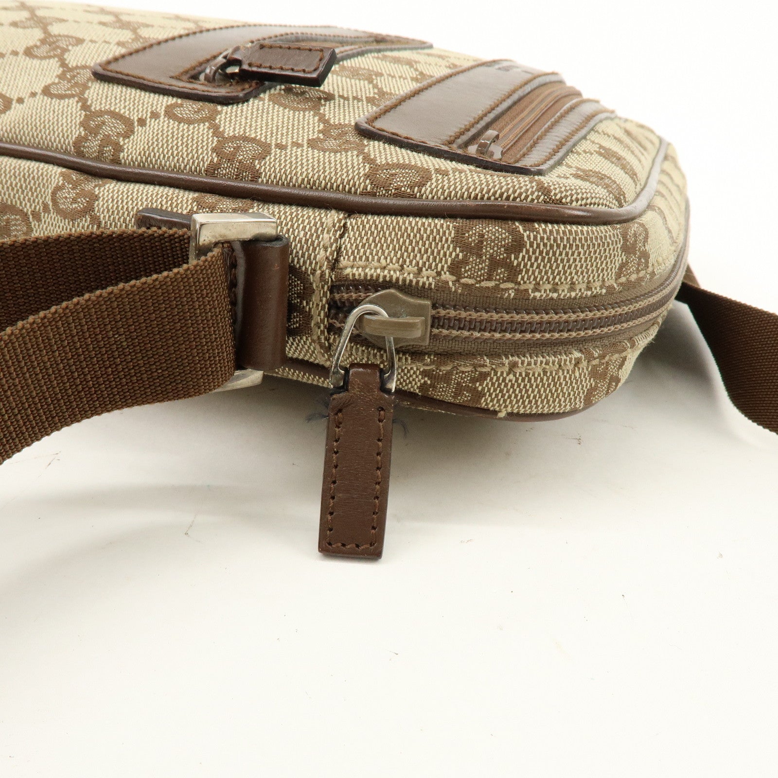 GUCCI GG Canvas Leather Shoulder Bag Crossbody Bag Brown 92551