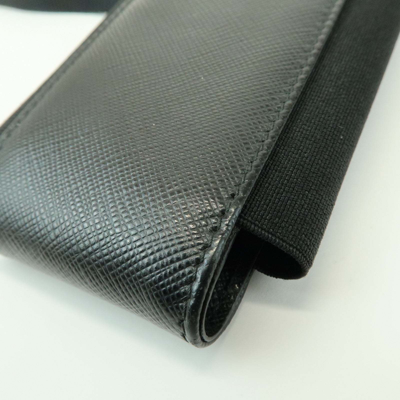 PRADA Triangle Logo Saffiano Leather Nylon Phone Case 1ZT019