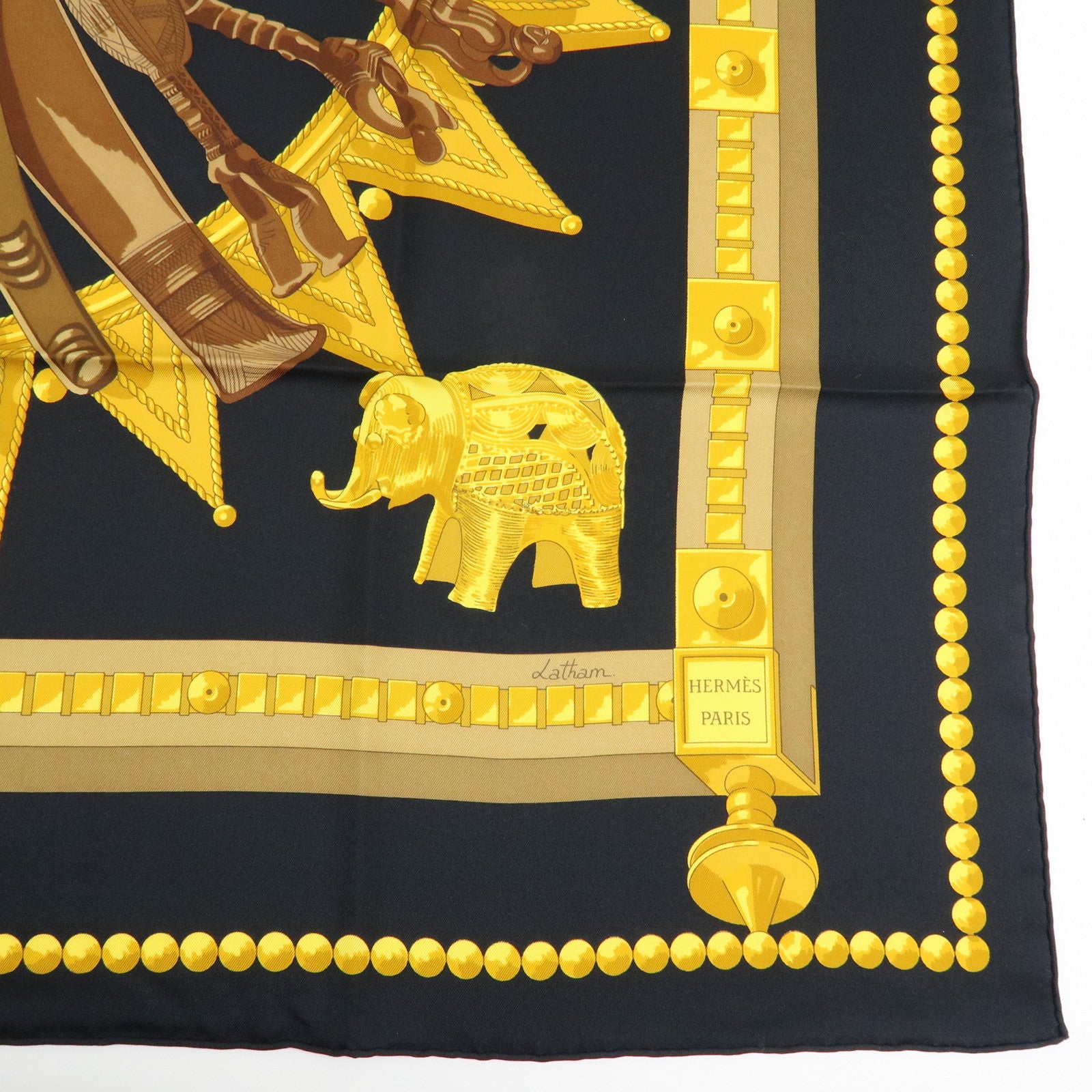 HERMES Carre 90 Silk 100% Scarf CUILLERS D'AFRIQUE Black Gold