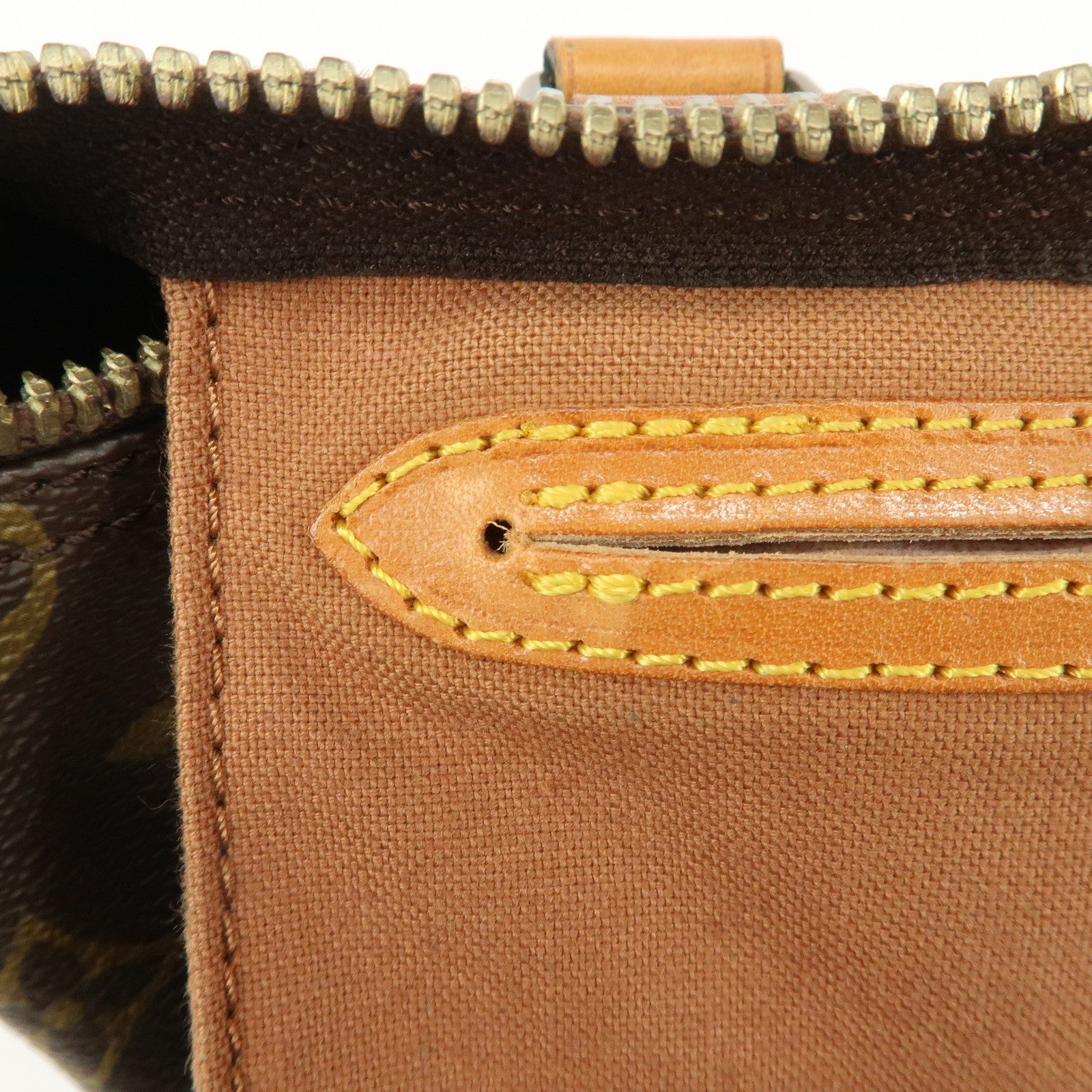 Louis Vuitton Monogram Canvas Speedy 25 Boston Bag Hand Bag M41528