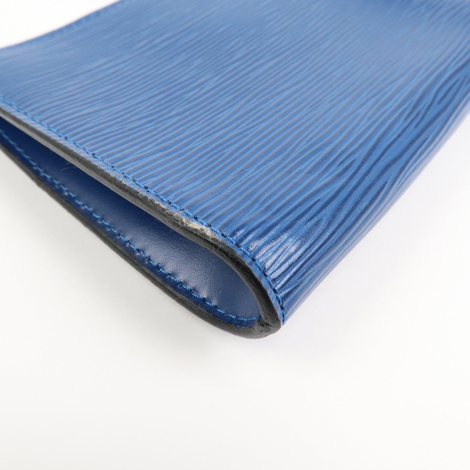 Louis Vuitton Epi Pochette Accessoires Pouch Toledo Blue M52945