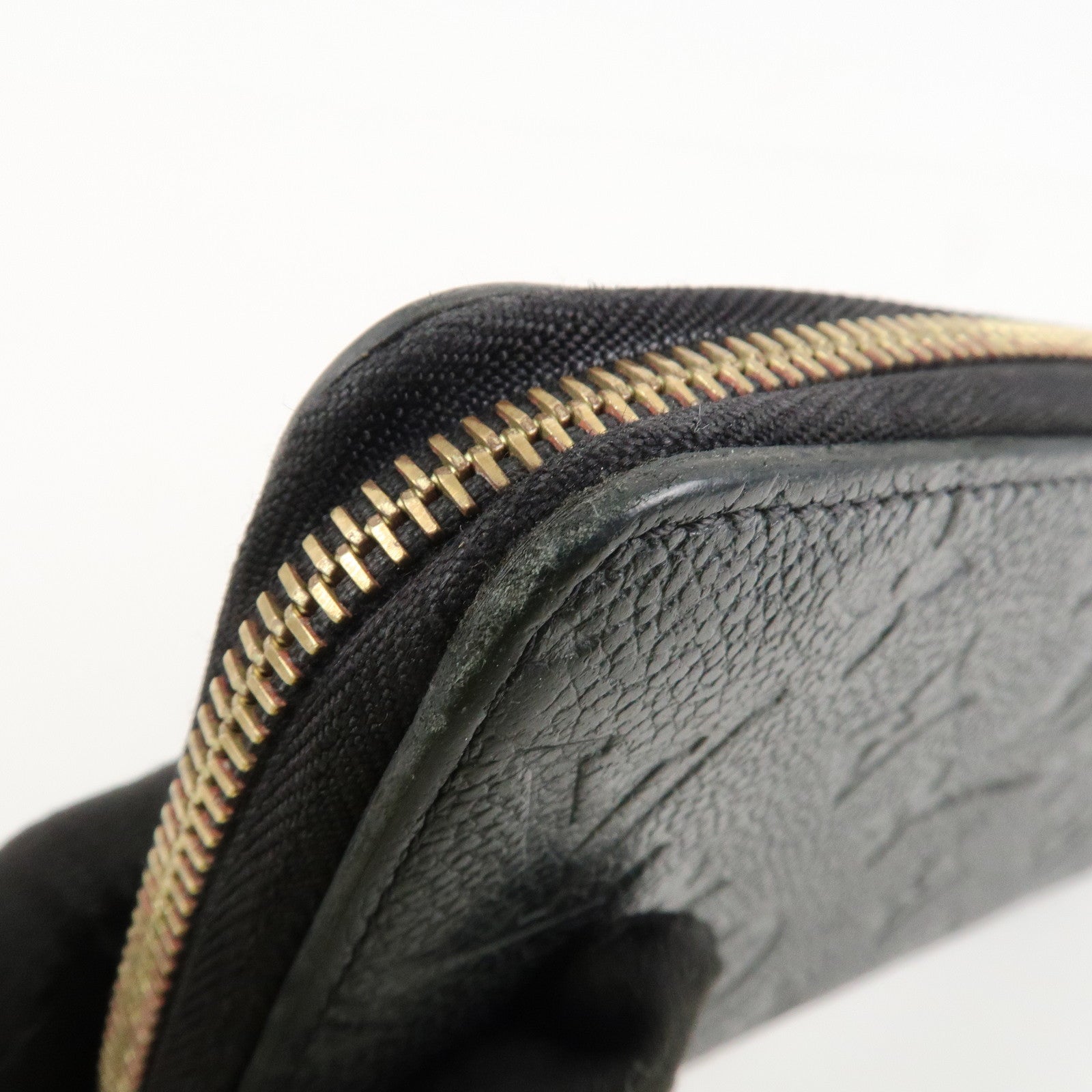 Louis Vuitton Monogram Empreinte Leather Round Zippy Wallet M61864 Used