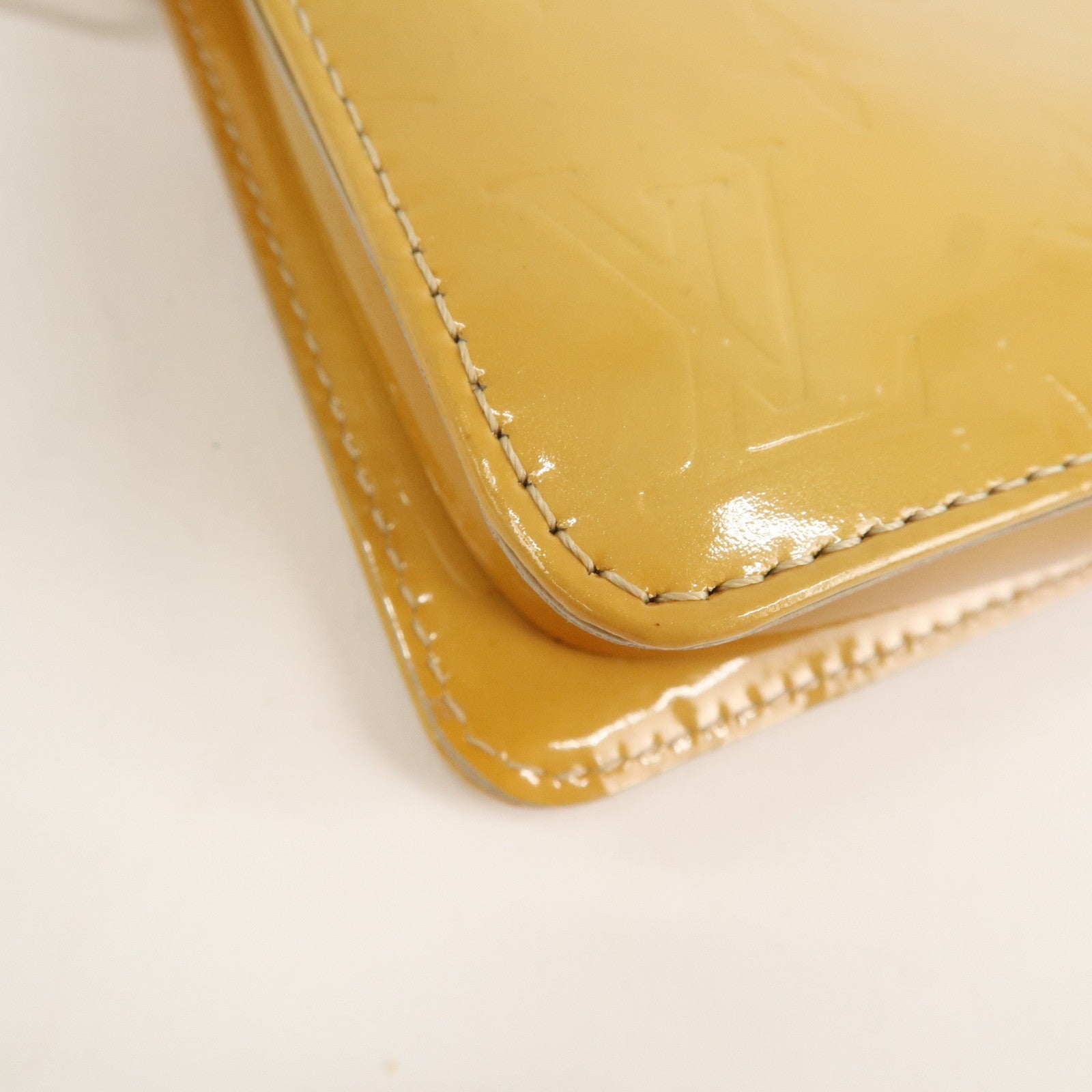 Louis Vuitton Monogram Vernis Lexington Accessoires Pouch M91010