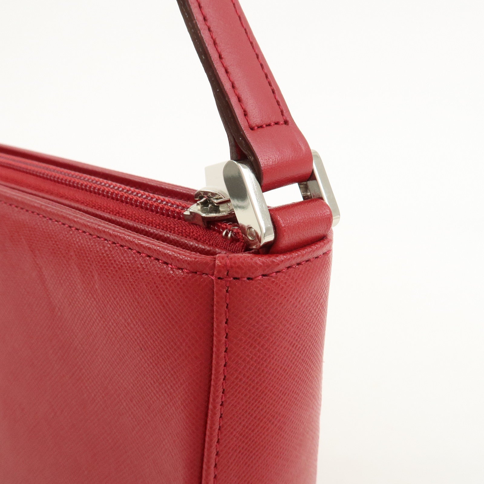 BURBERRY Logo Leather Shoulder Bag Hand Bag Red