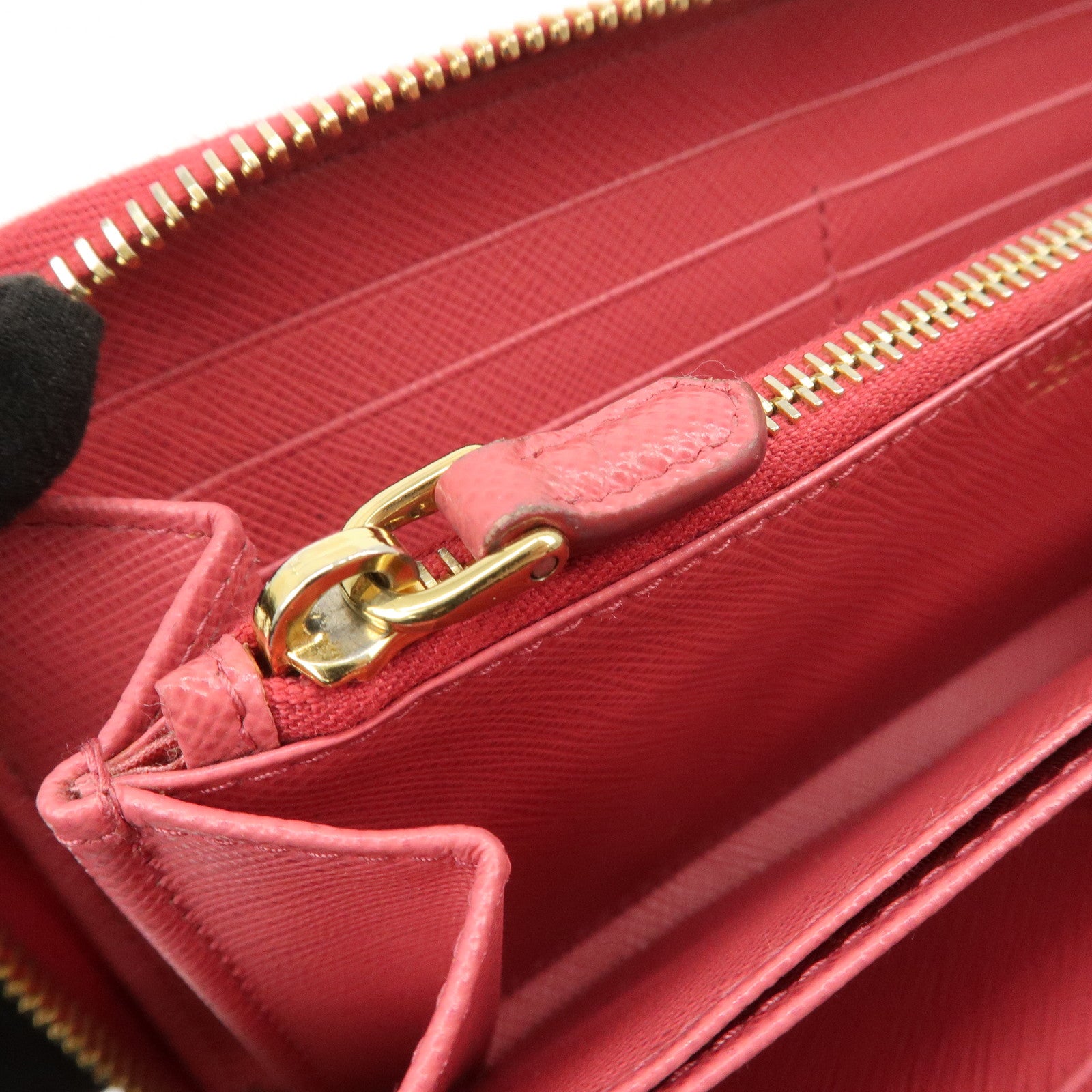 PRADA Logo Saffiano Leather Round Zippy Long Wallet Pink 1M0506
