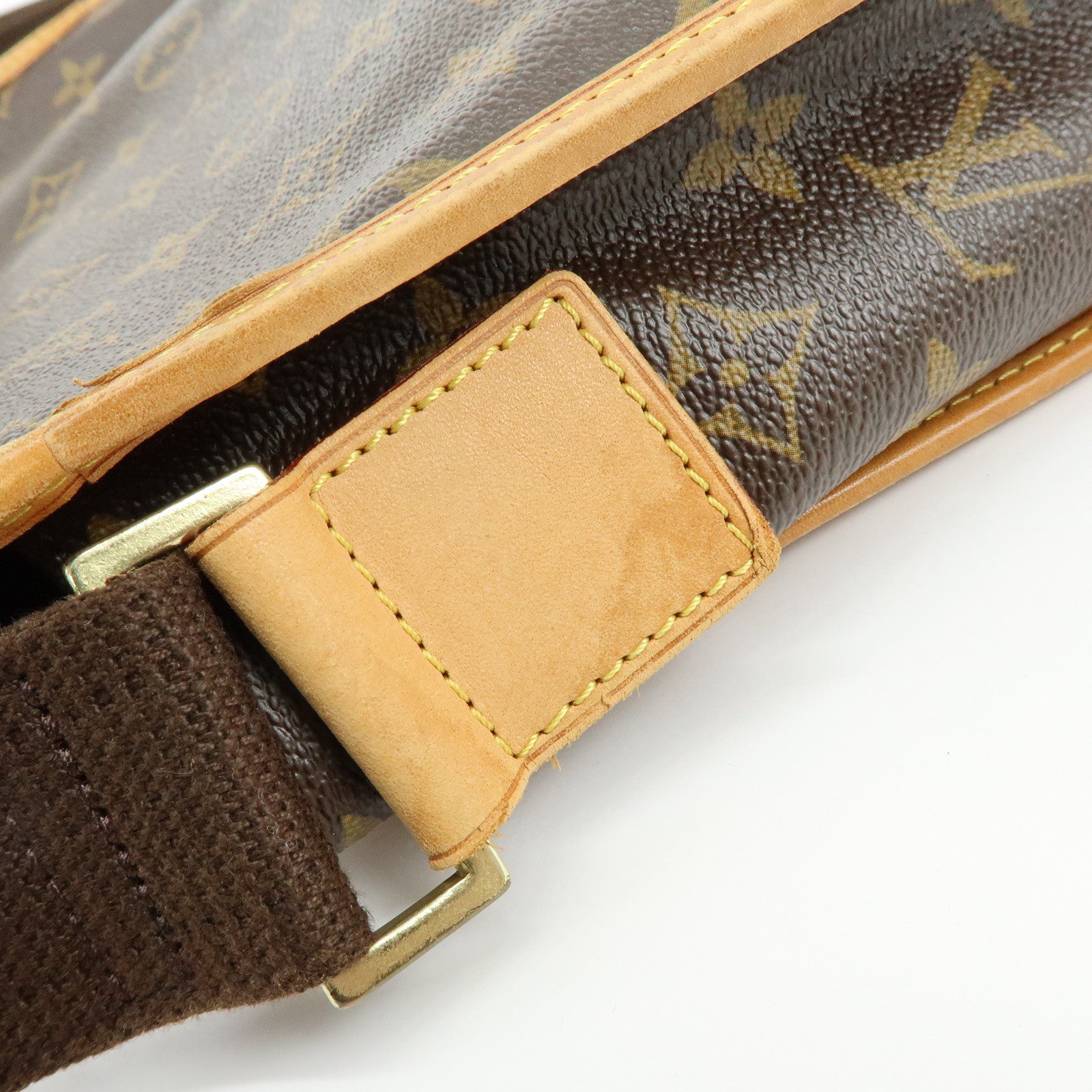 Louis Vuitton Monogram Messenger Bosphore PM Shoulder Bag M40106