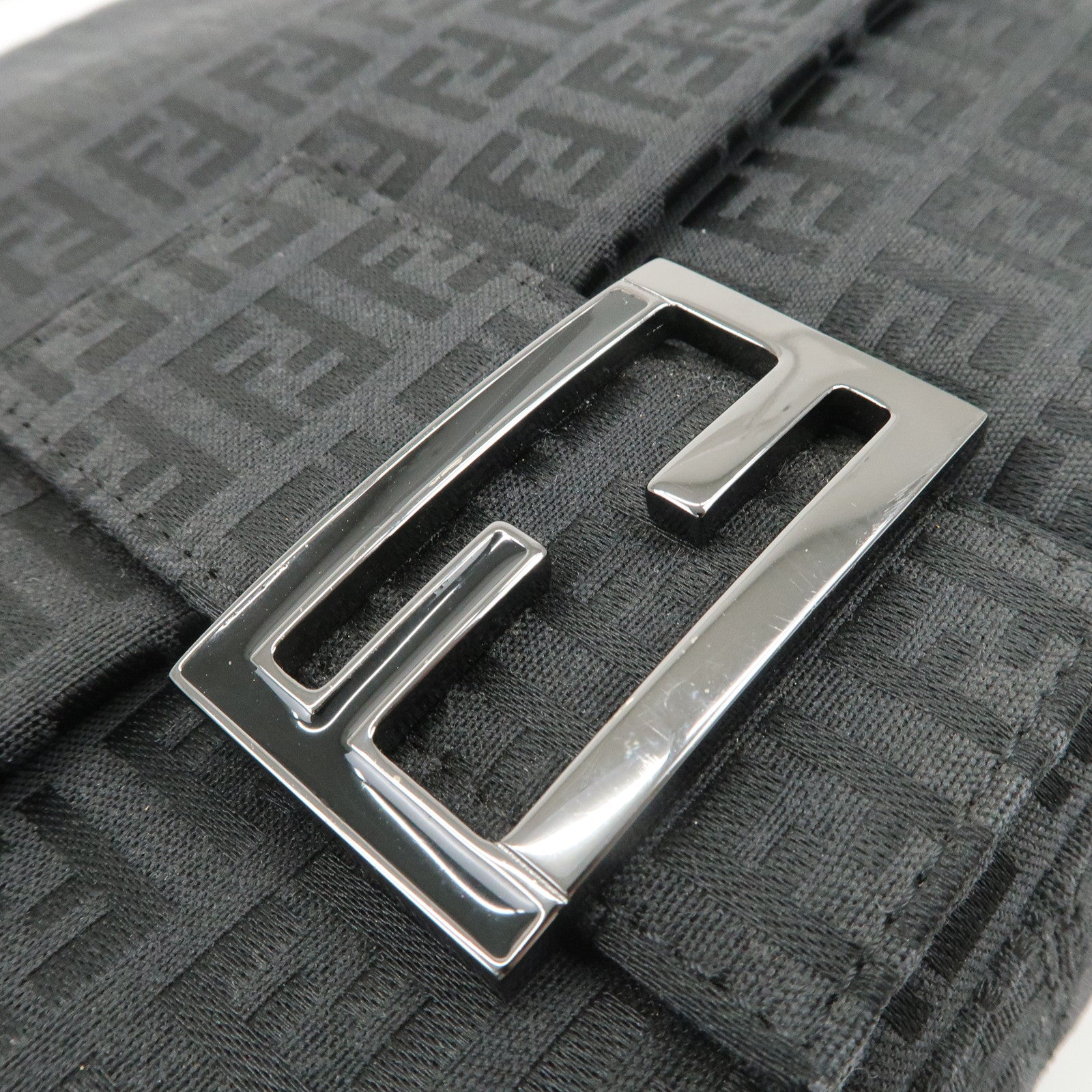 FENDI Mamma Baguette Zucchino Leather Canvas Shoulder Bag 8BR001