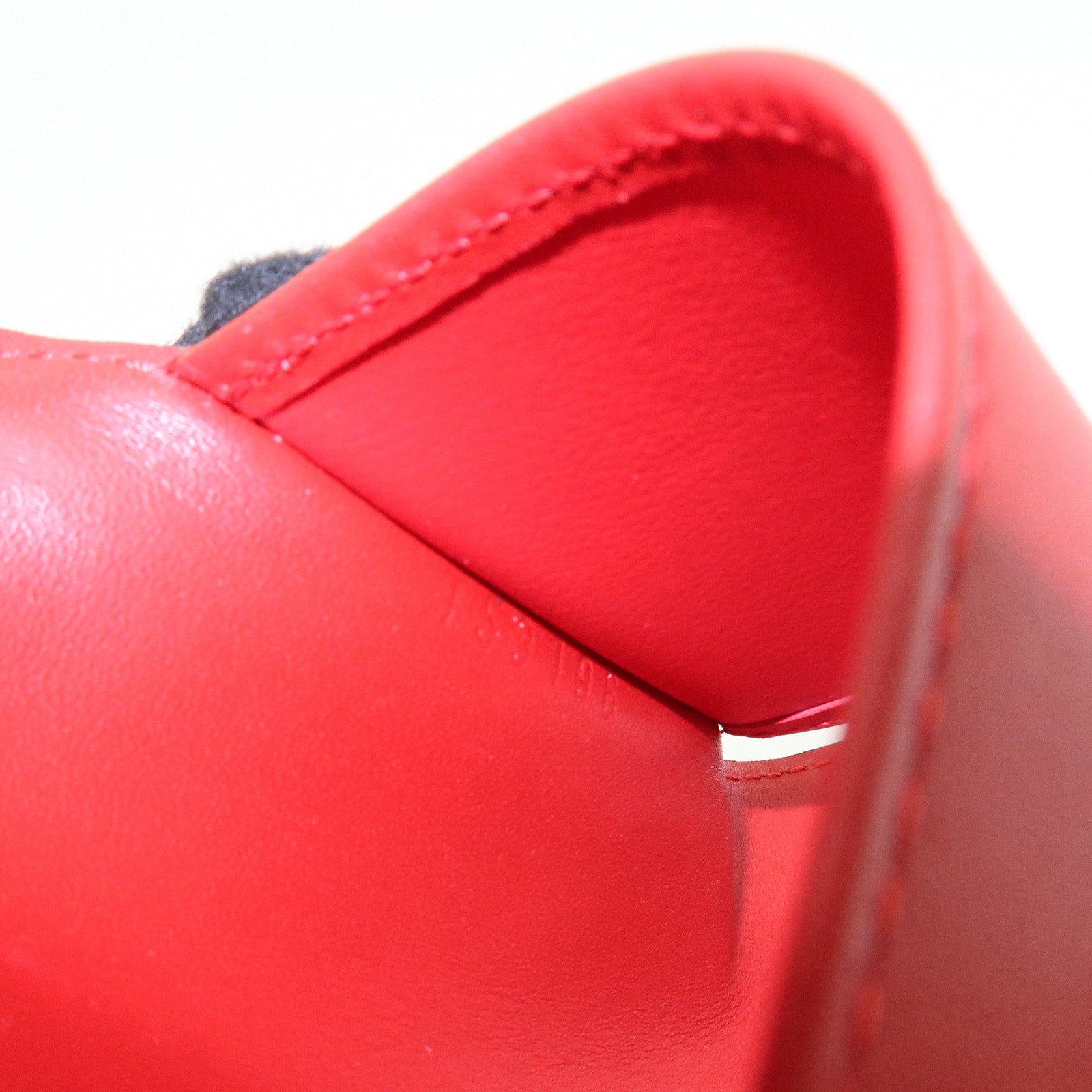 Louis Vuitton Monogram Vernis Multicles 6 Key Case Cerise M90900