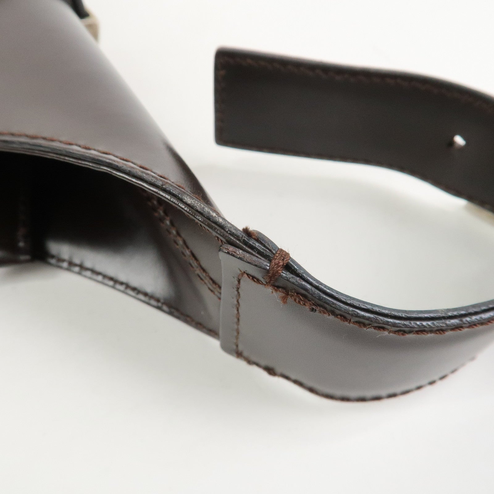 Ferragamo Gancini Leather Shoulder Bag Dark Brown AQ-21 0170