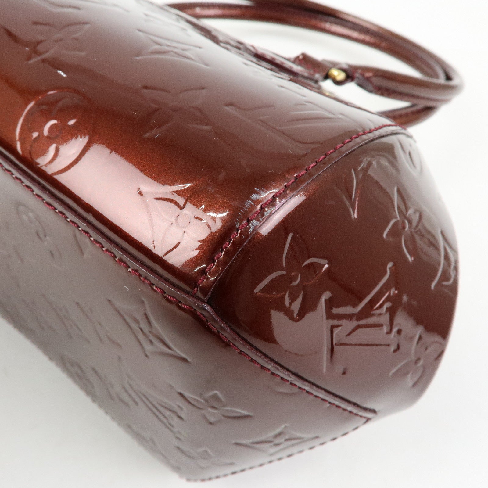 Louis Vuitton Monogram Vernis Sherwood PM Rouge Forvist M91492