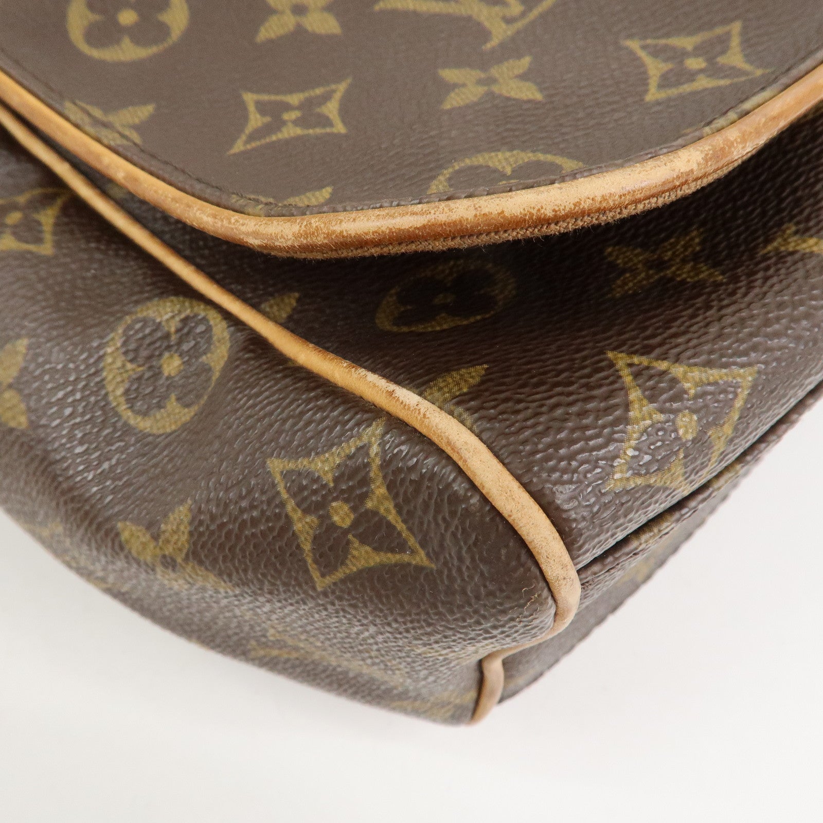 Louis Vuitton Monogram Abbesses Messenger Bag Brown M45257