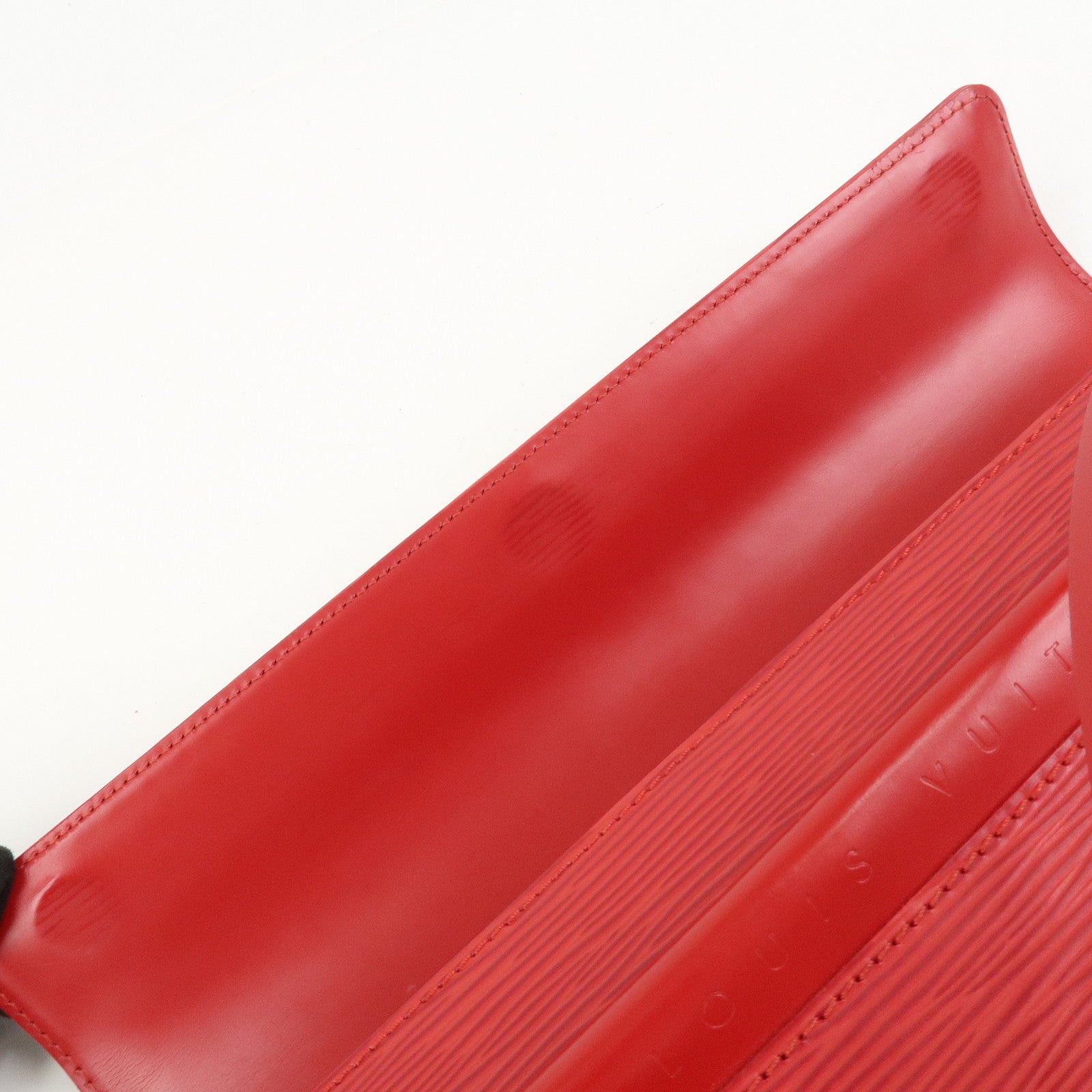 Louis Vuitton Epi Leather Dinar Shoulder Bag Rouge M5202E