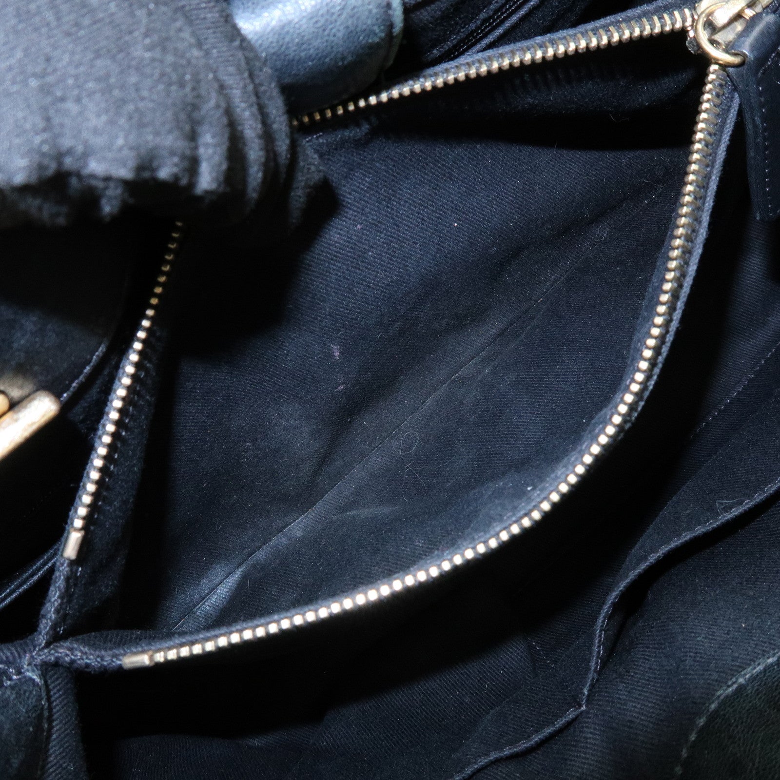 CHANEL Chevron Calf Leather Shoulder Bag Tote Bag Black