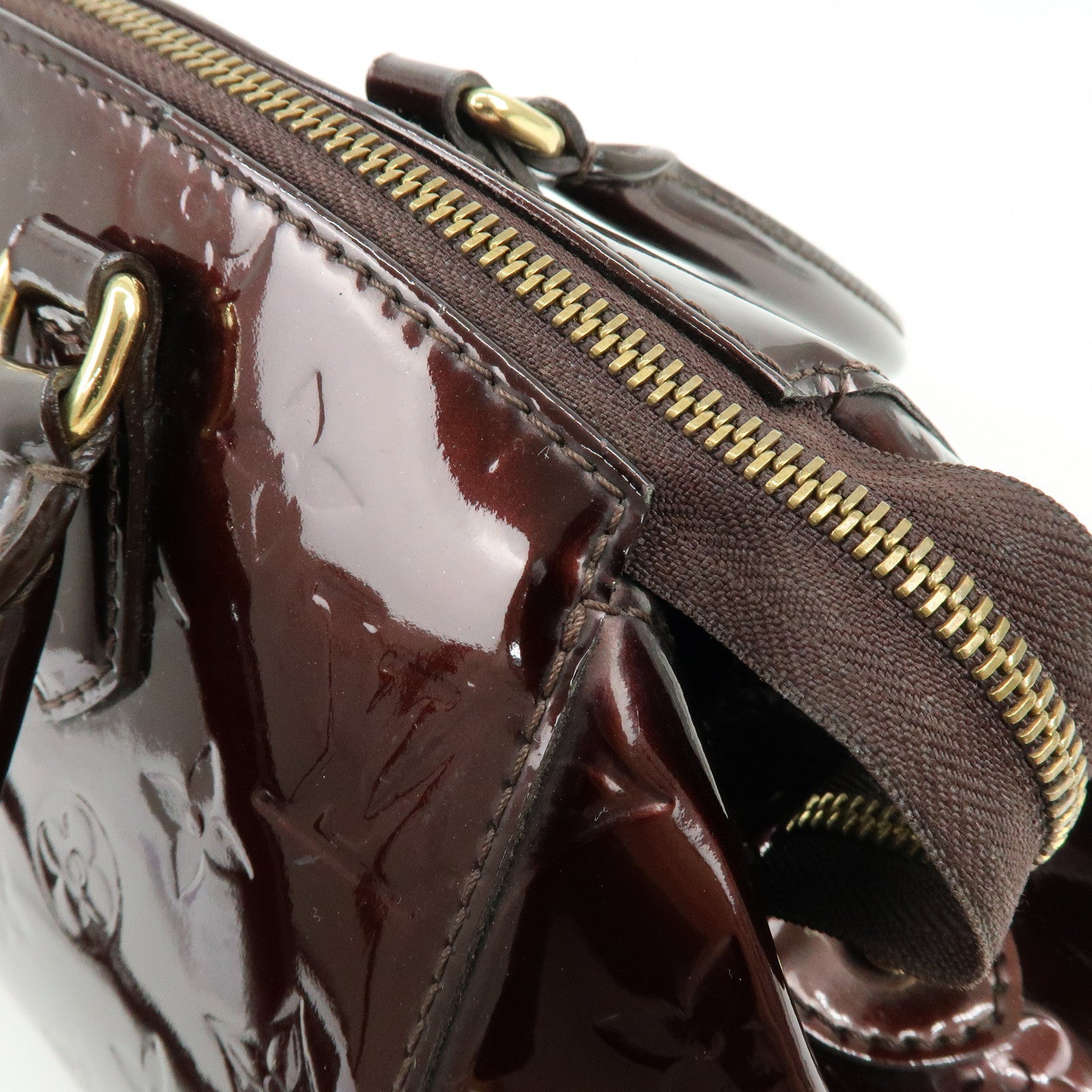 Louis Vuitton Monogram Vernis Leather Sherwood PM Hand Bag M91493