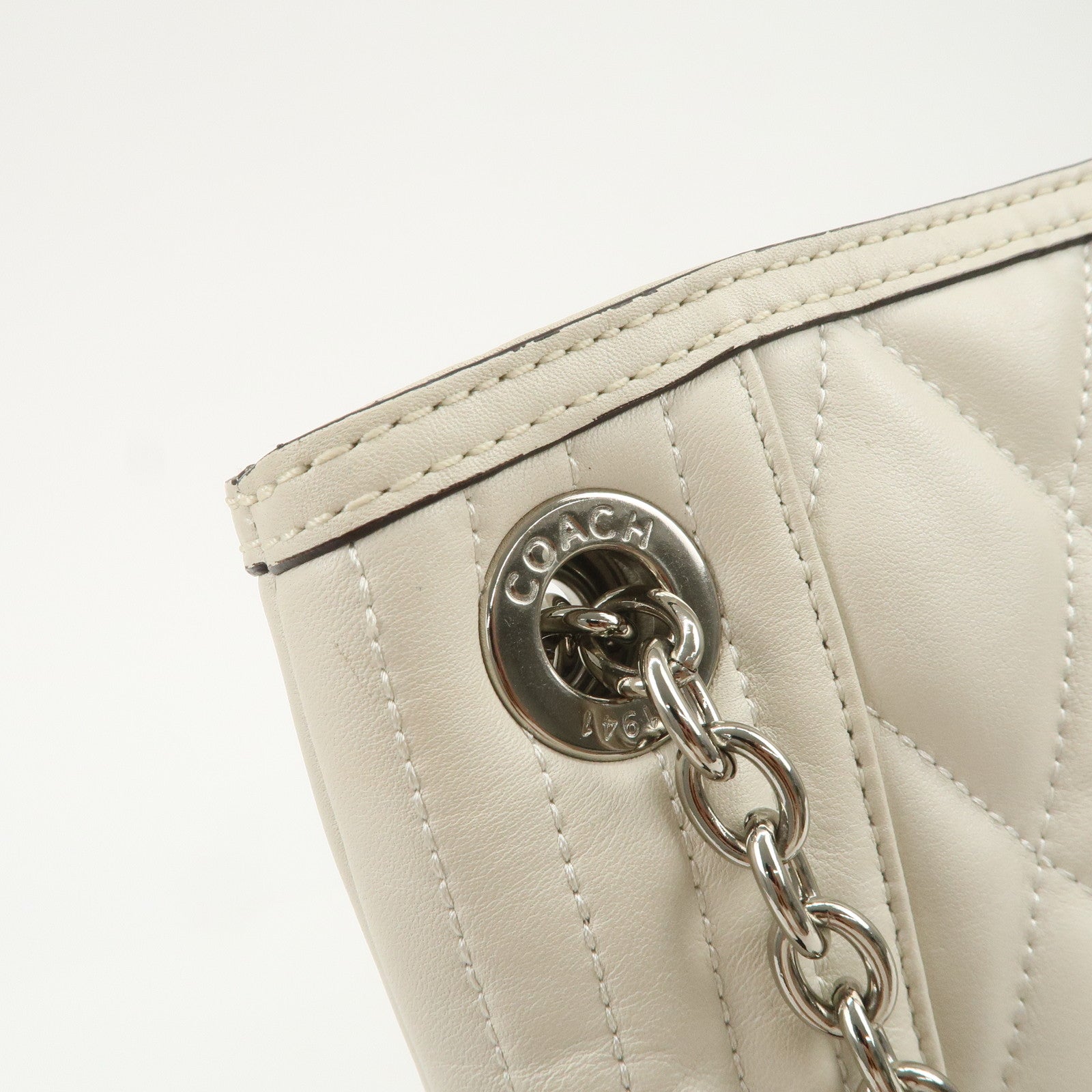 COACH Leather Chain Shoulder Bag Hand Bag Ivory
