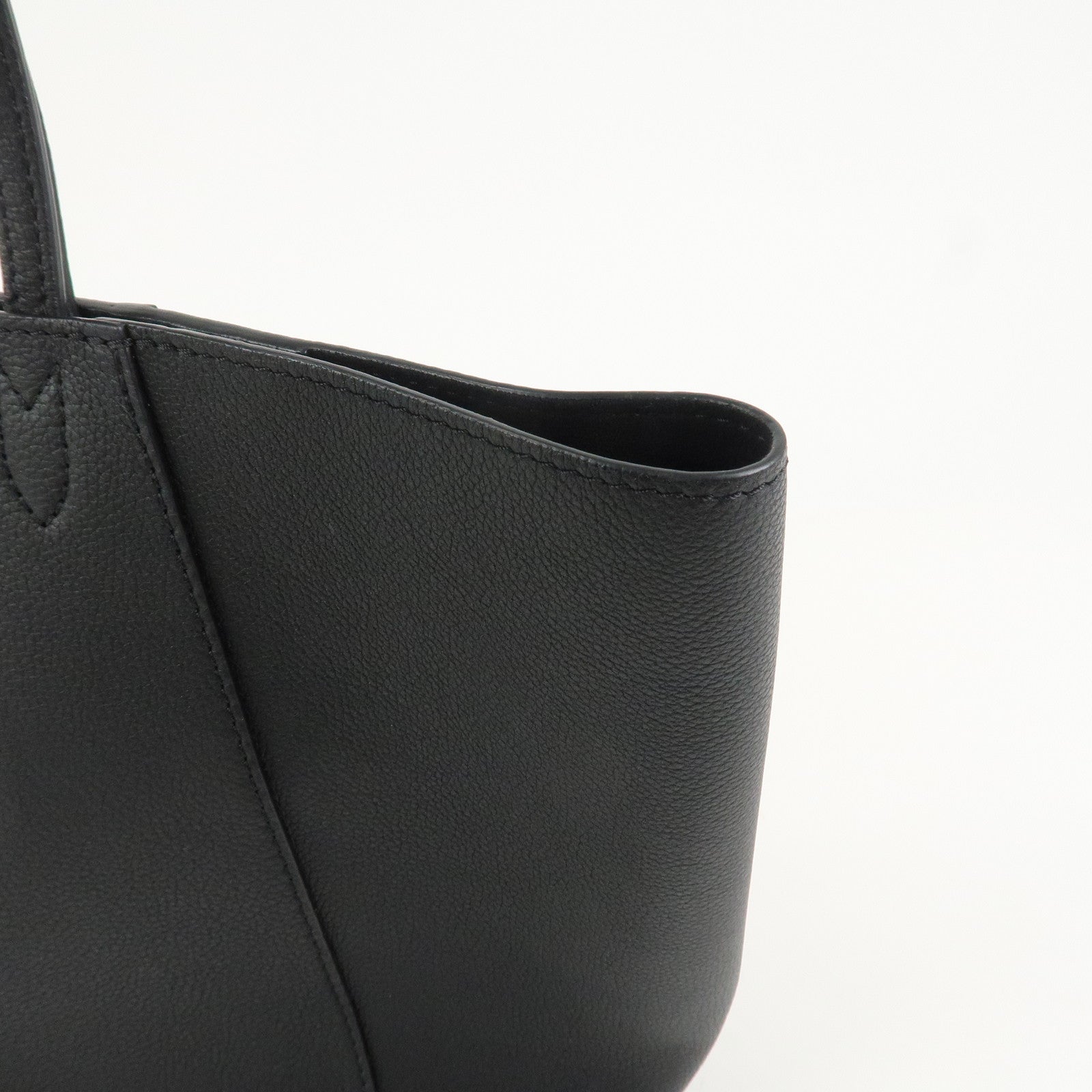 Louis Vuitton Lockme Cabas Leather Tote Bag Hand Bag Noir M42291