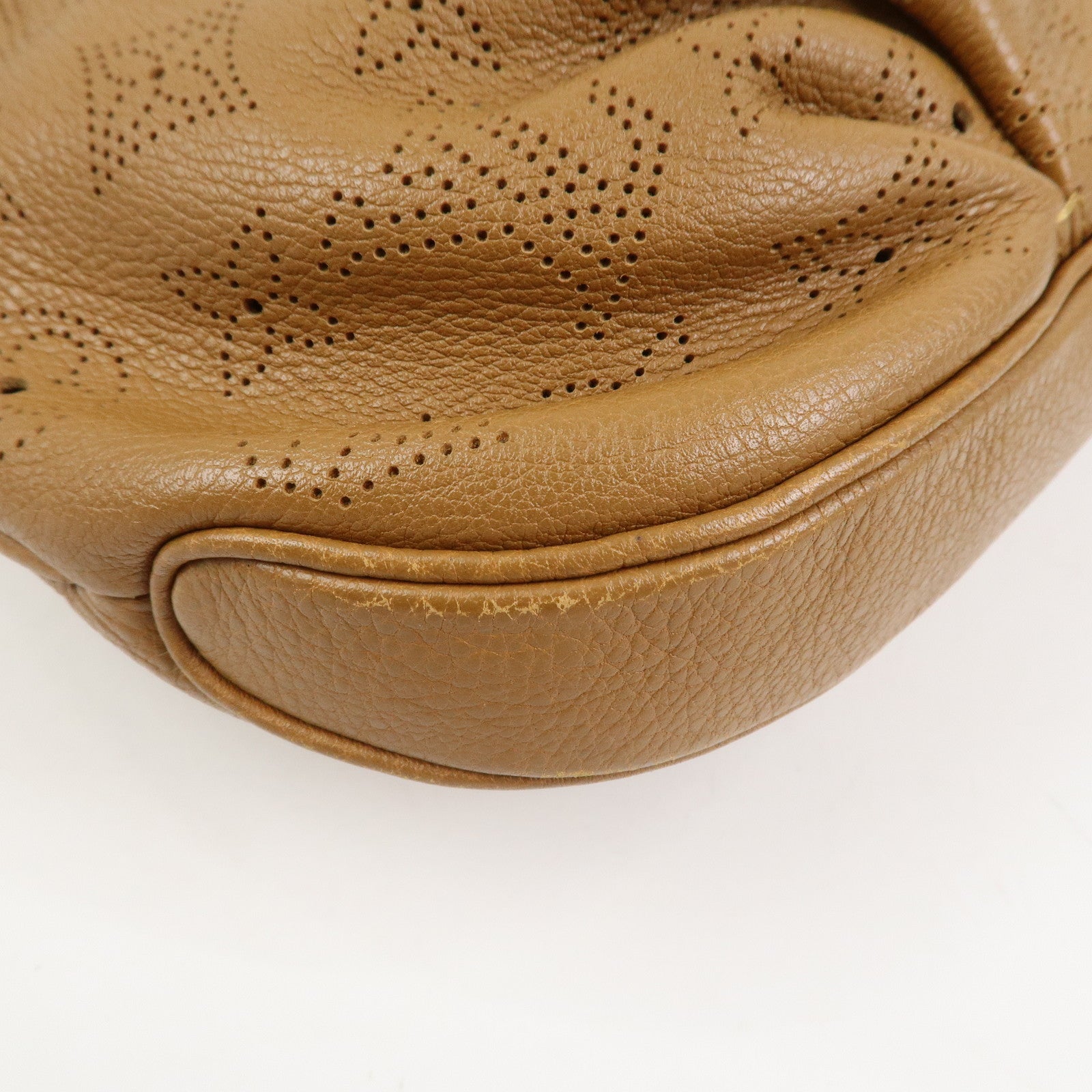 Louis Vuitton Monogram Mahina Selene MM Shoulder Bag Caramel M94214